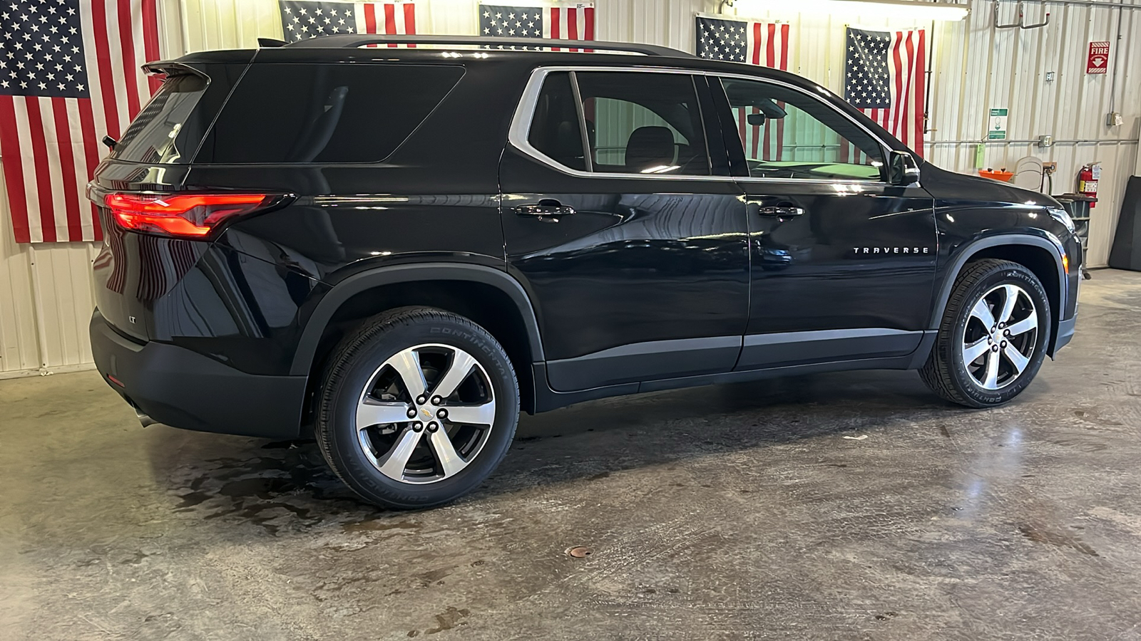 2023 Chevrolet Traverse LT Leather 3