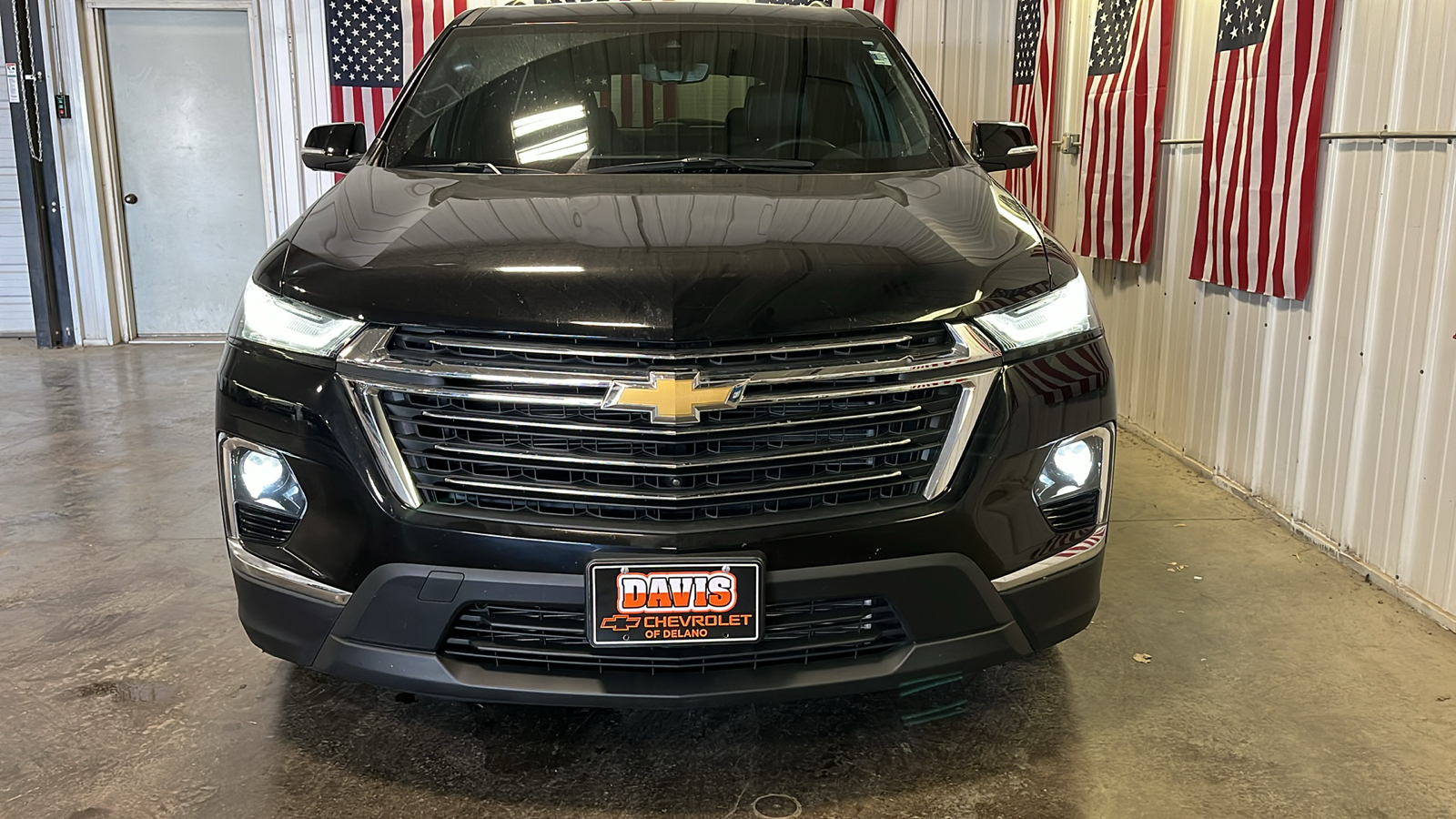 2023 Chevrolet Traverse LT Leather 8