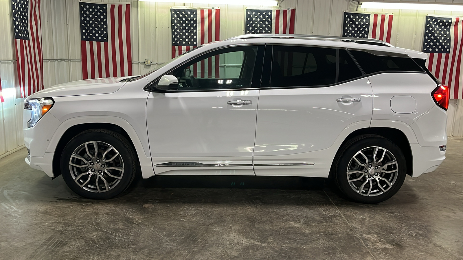 2023 GMC Terrain Denali 6