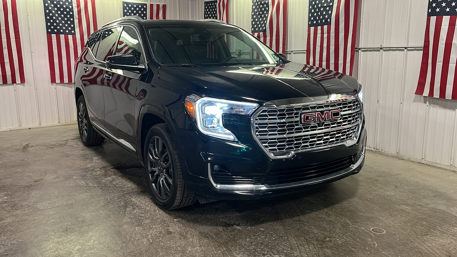 2024 GMC Terrain Denali 1