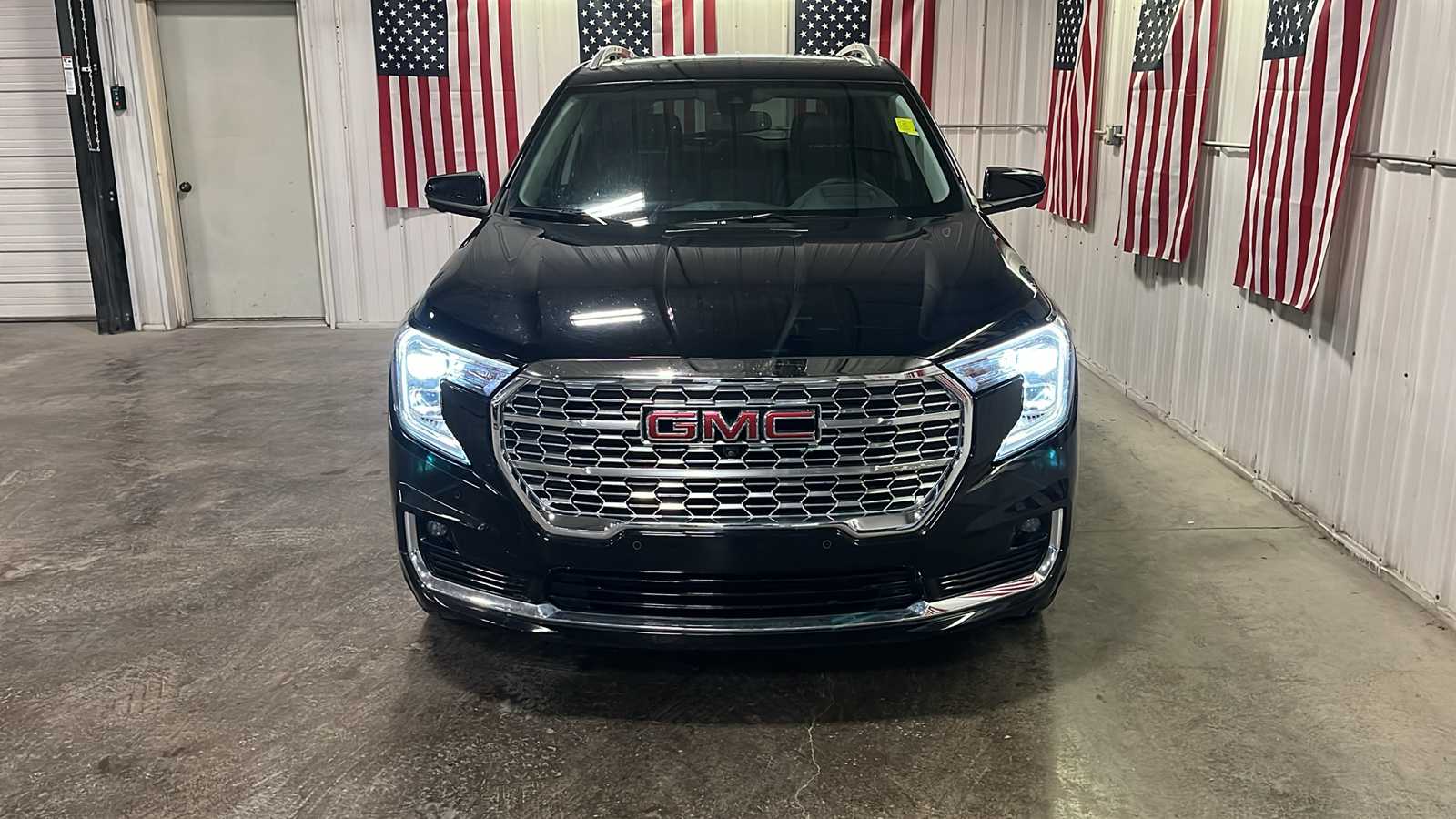 2024 GMC Terrain Denali 8