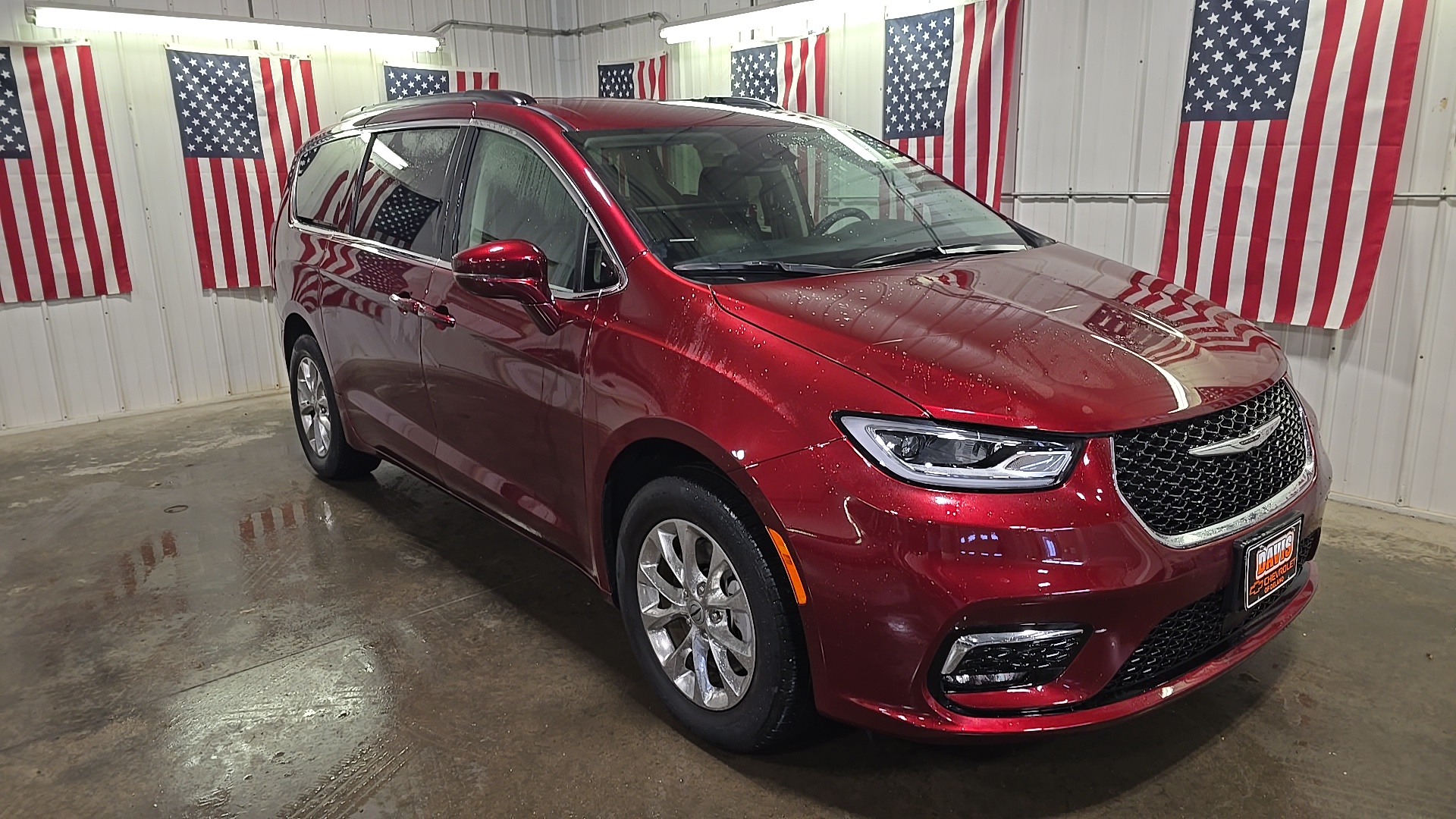 2022 Chrysler Pacifica Touring L 1