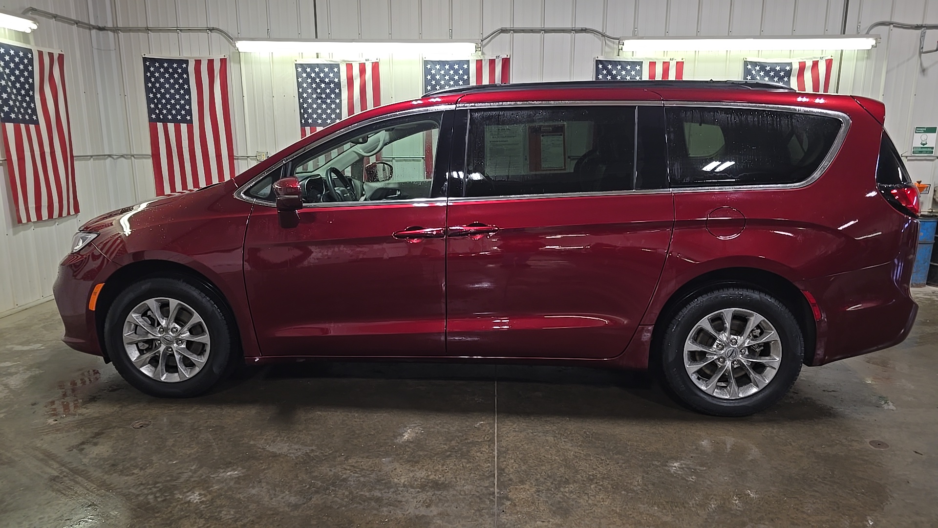 2022 Chrysler Pacifica Touring L 3