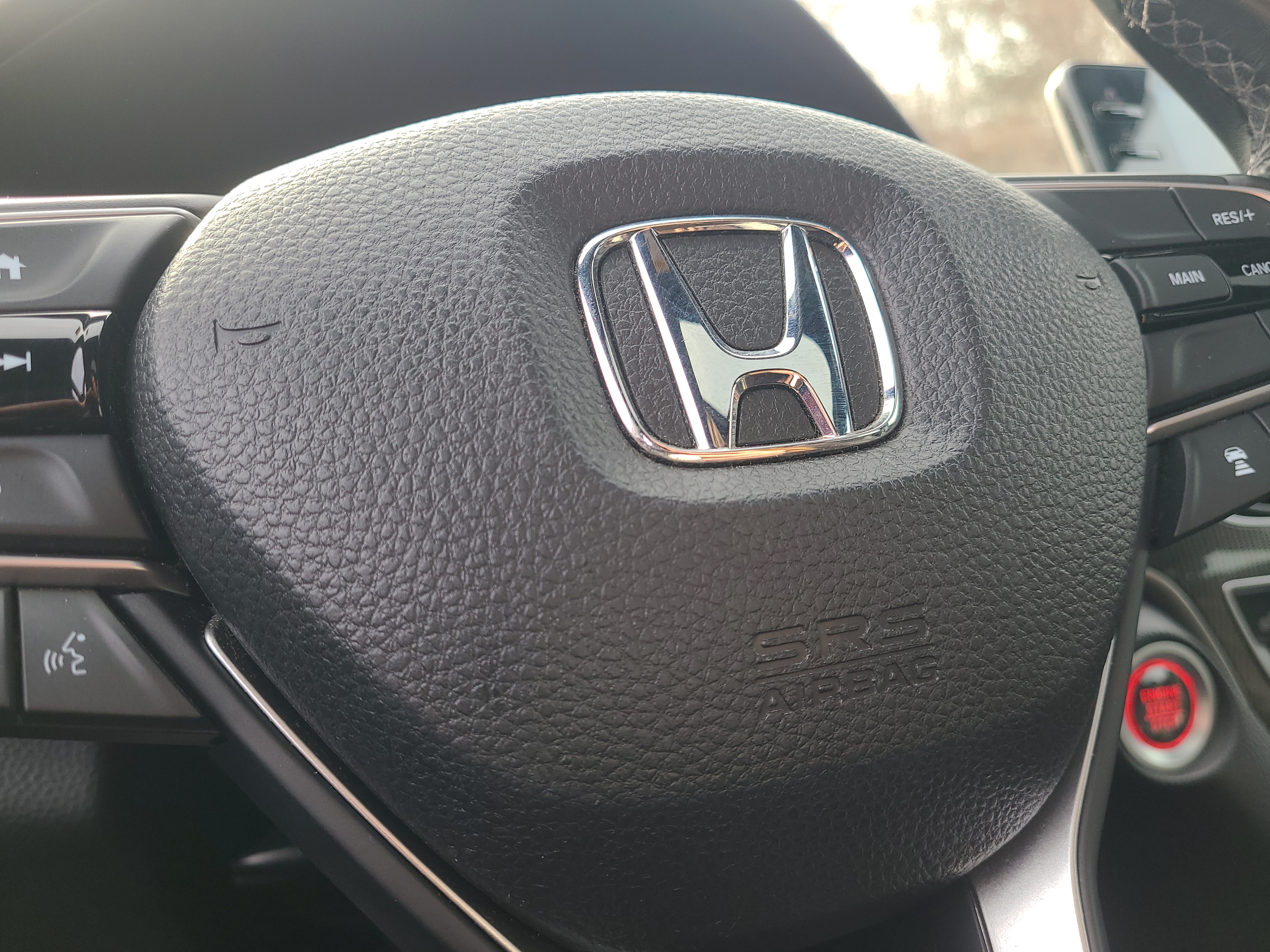 2018 Honda Accord Sedan  23