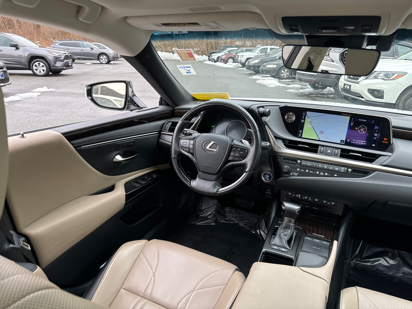 2019 Lexus ES Luxury 39