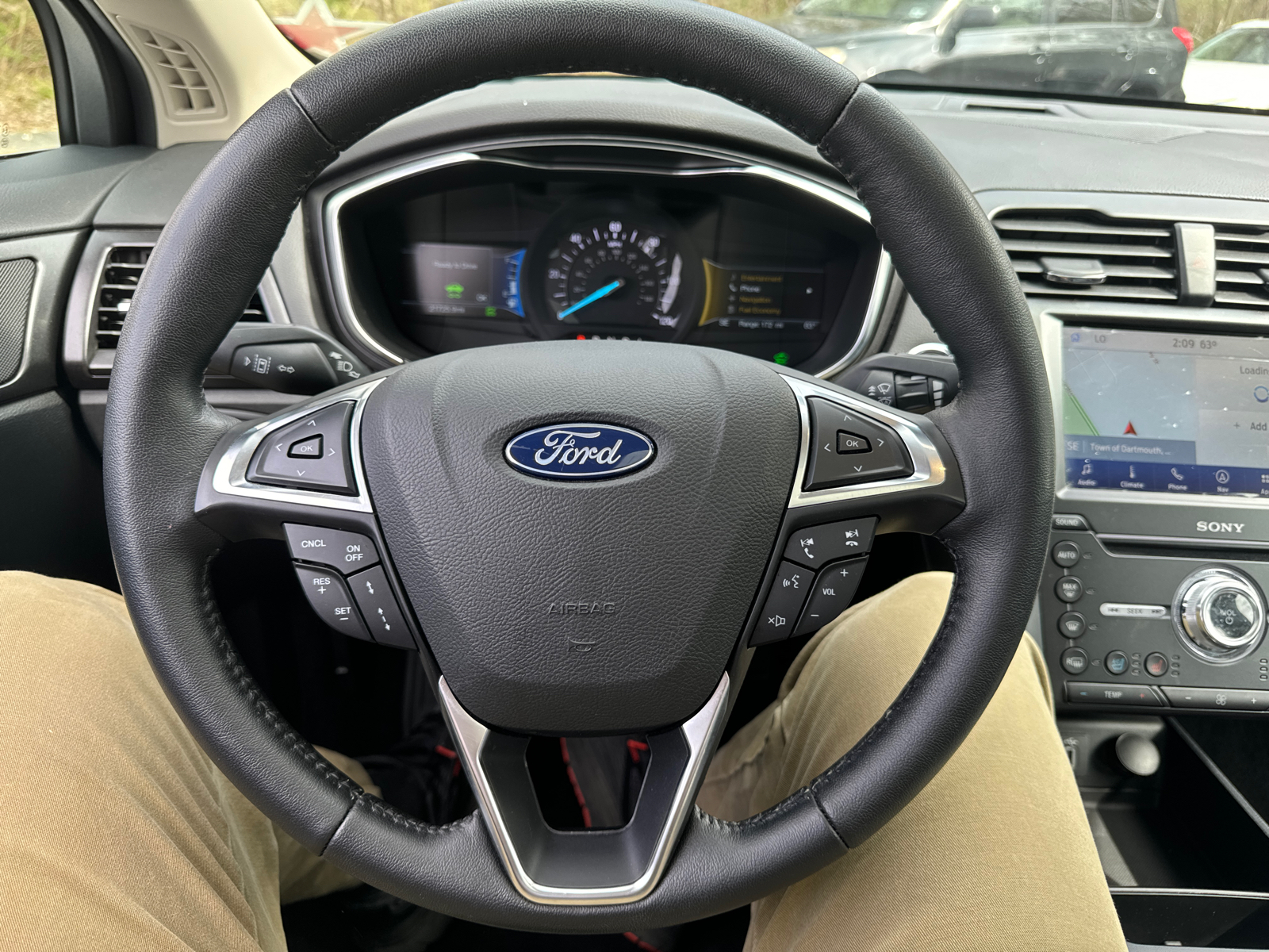 2020 Ford Fusion Hybrid Titanium 18