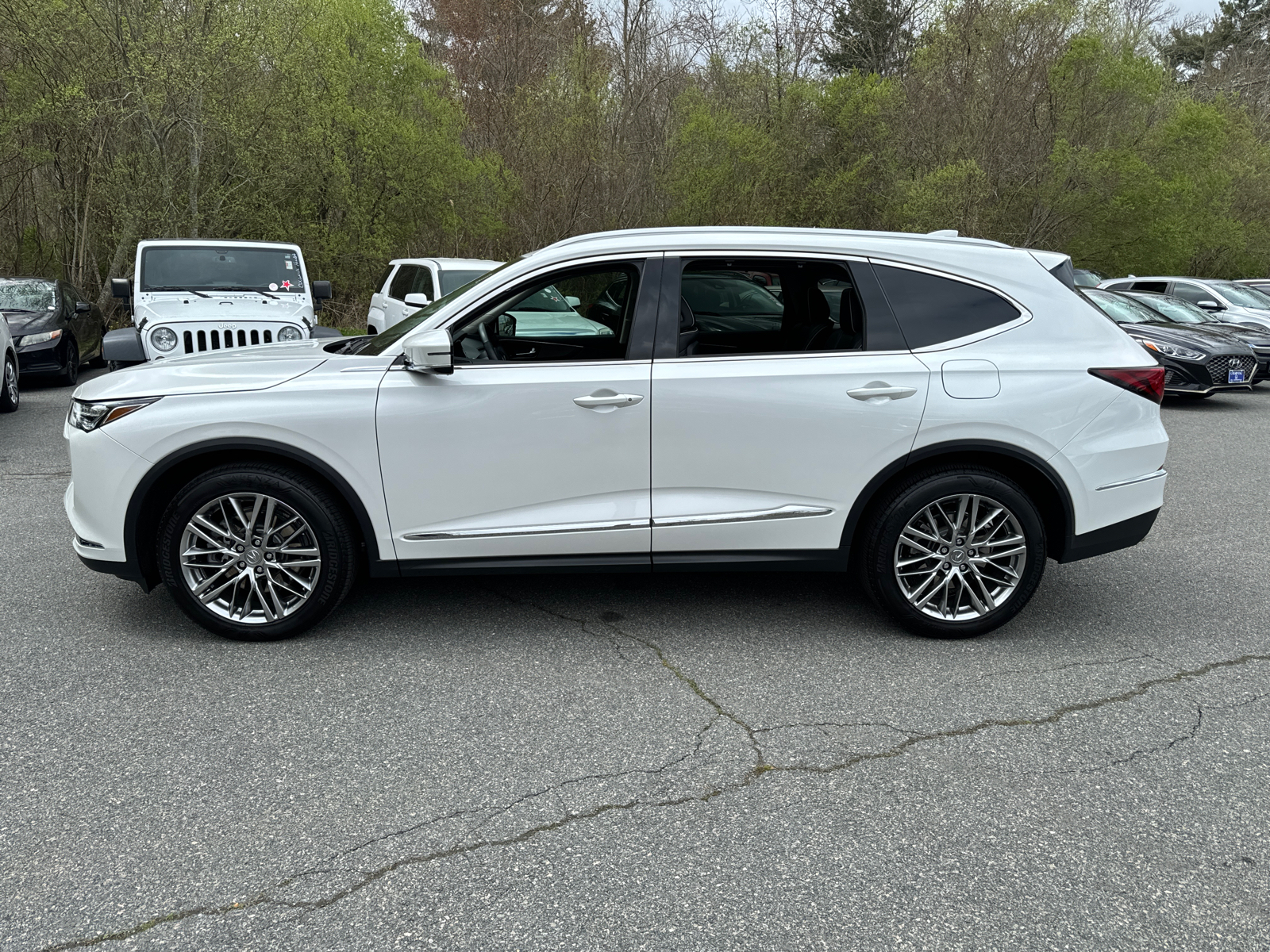2023 Acura MDX w/Advance Package 3
