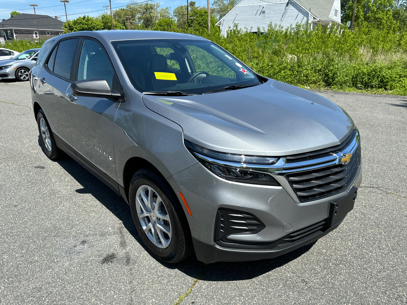 2024 Chevrolet Equinox LS 8