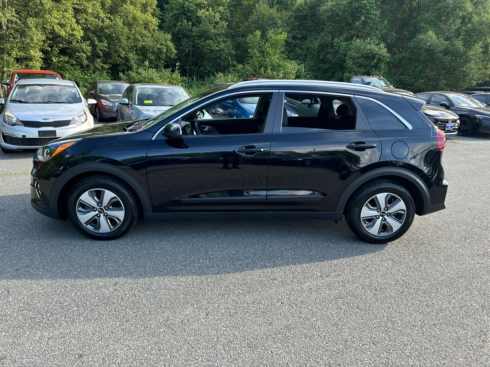 2020 Kia Niro LX 3