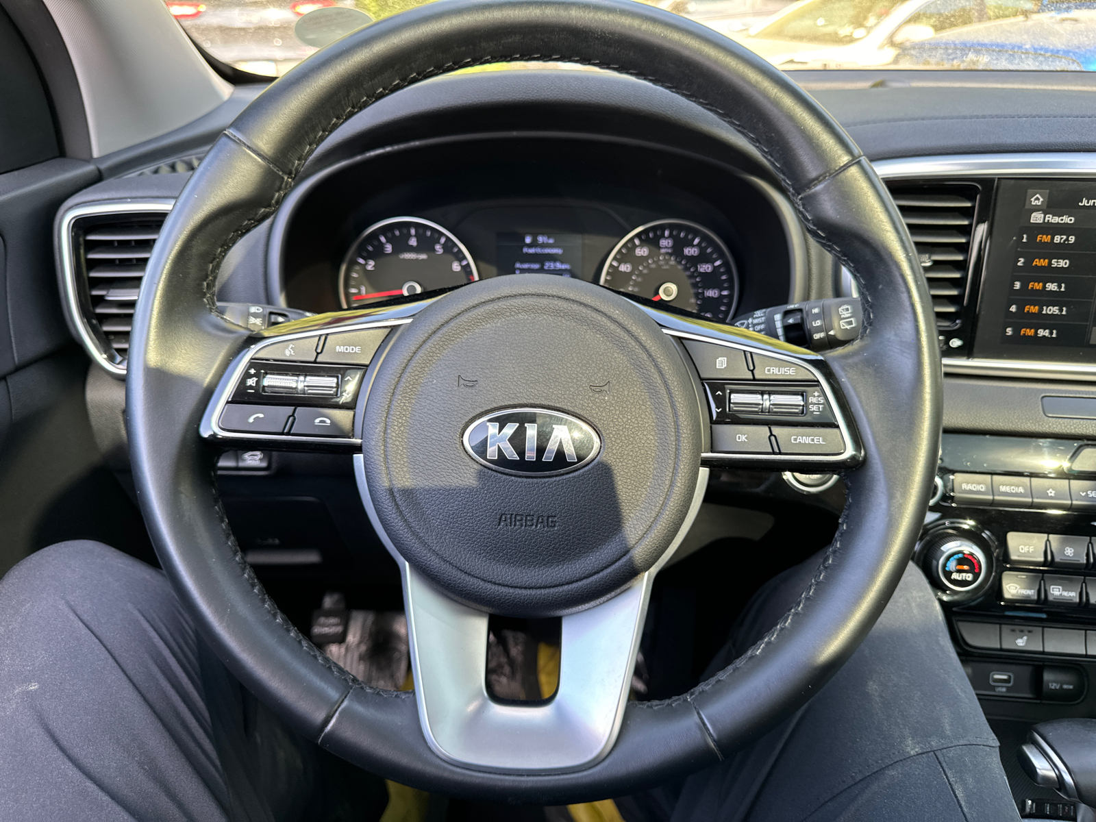 2022 Kia Sportage EX 17