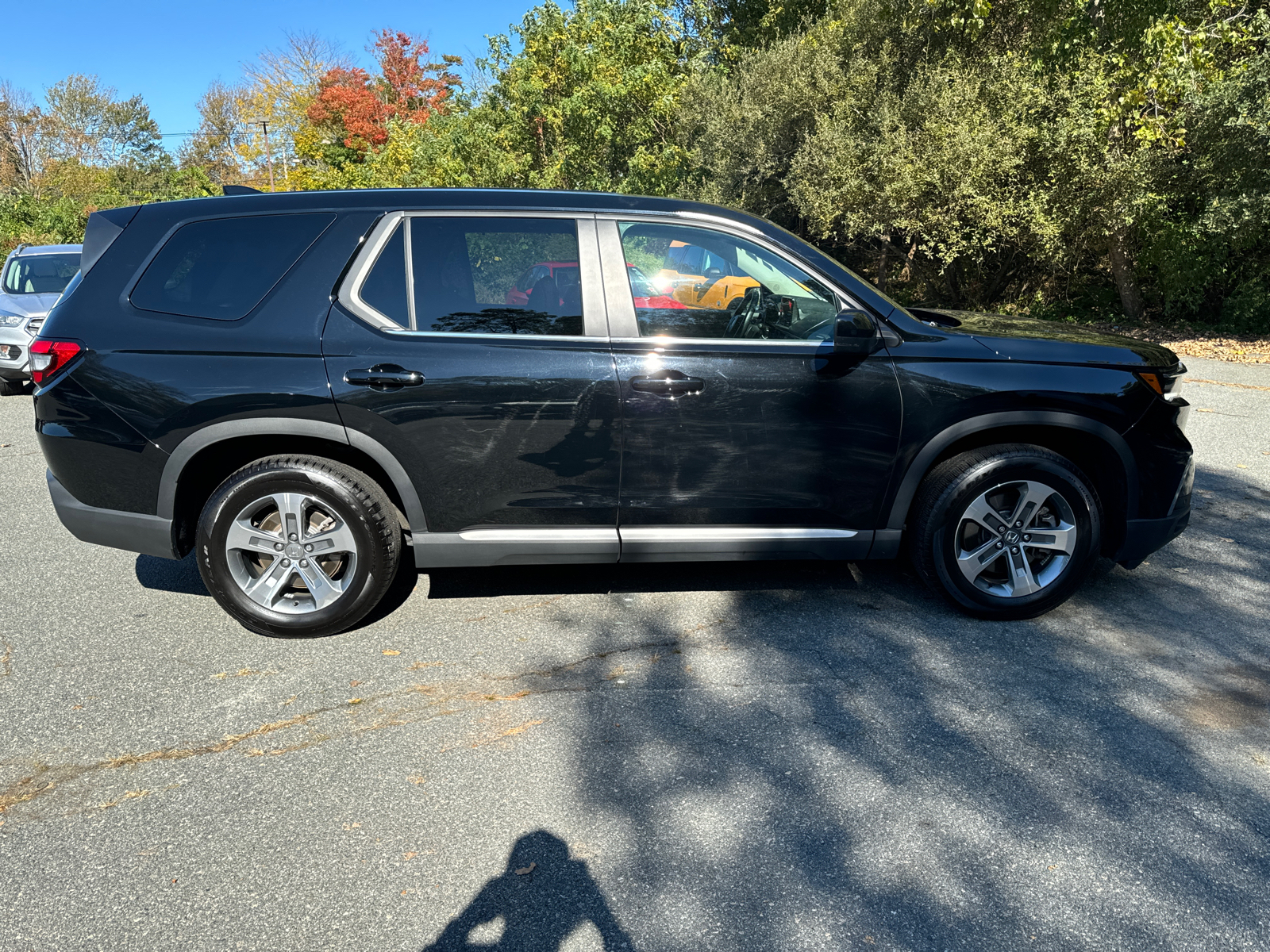 2023 Honda Pilot EX-L 8 Passenger 7