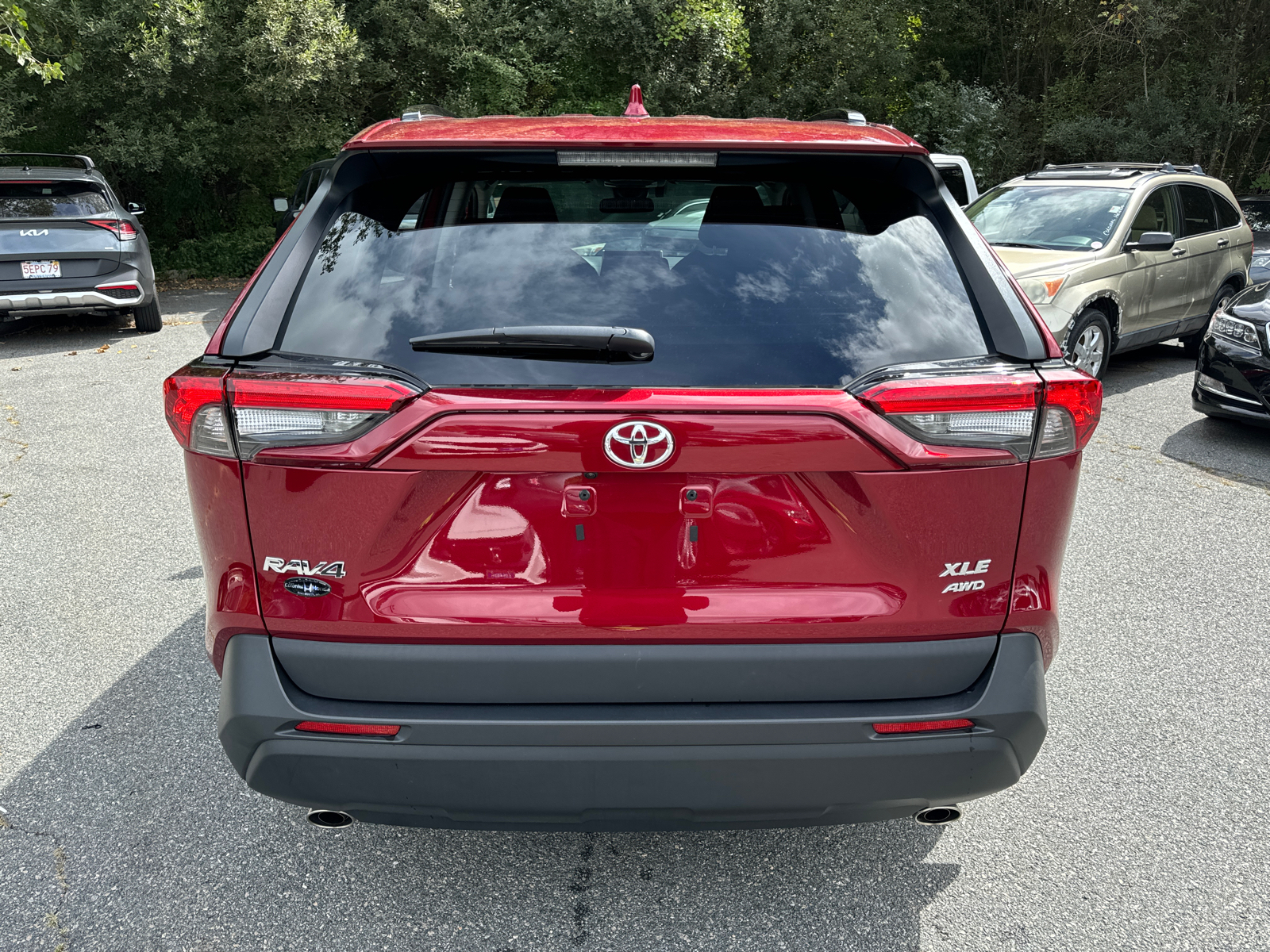 2024 Toyota RAV4 XLE 5