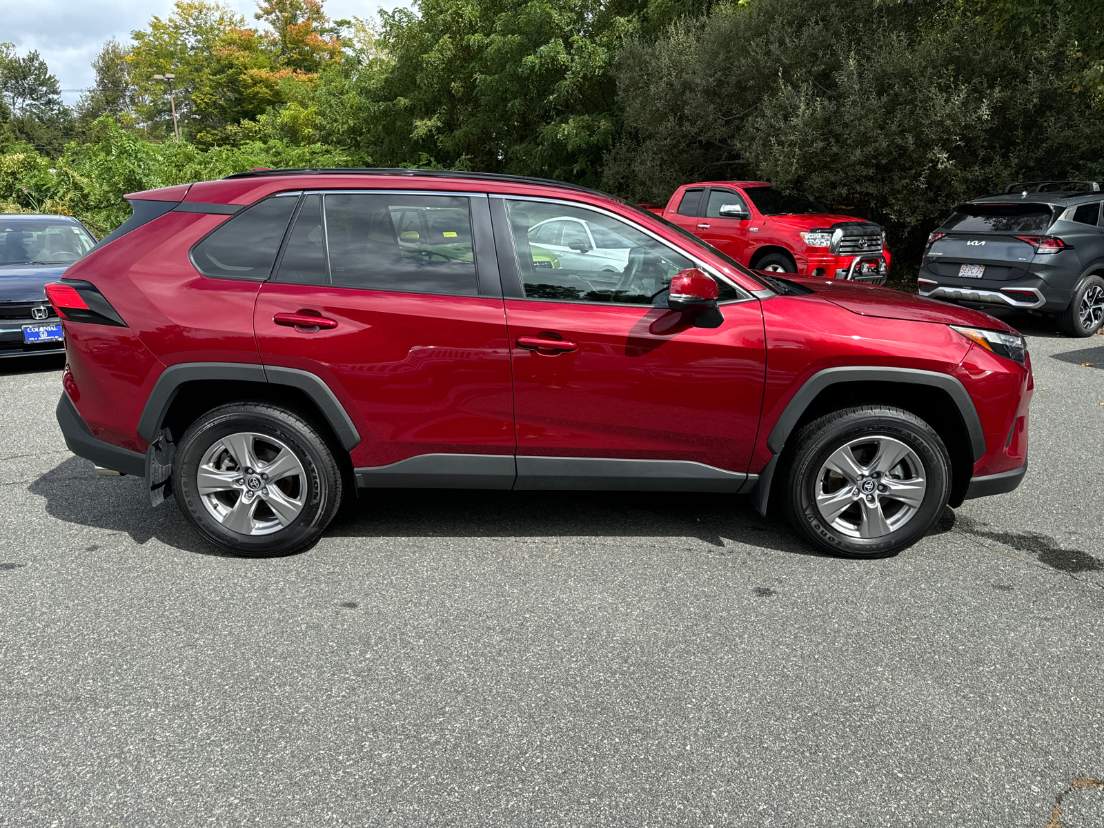 2024 Toyota RAV4 XLE 7