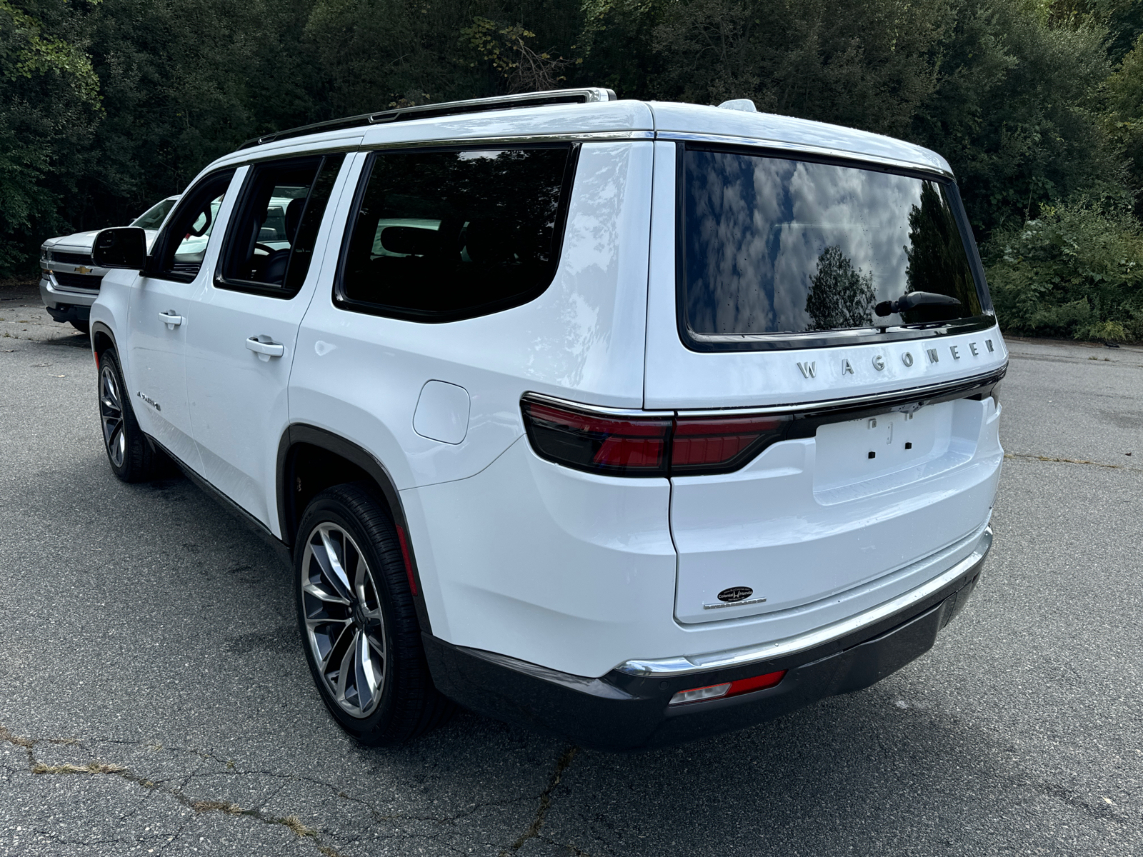 2022 Jeep Wagoneer Series III 4