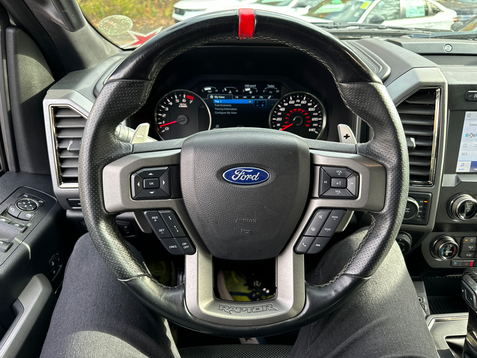 2019 Ford F-150 Raptor 4WD SuperCrew 5.5 Box 17