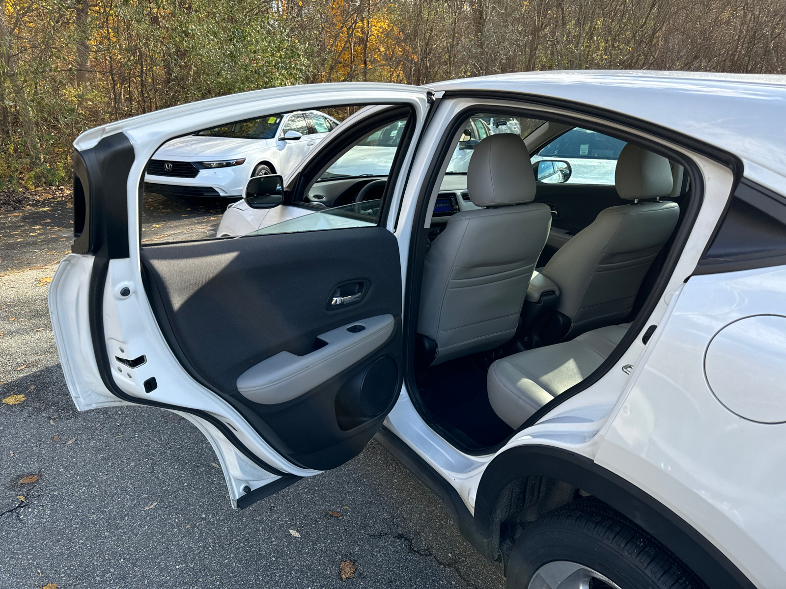 2019 Honda HR-V LX 32