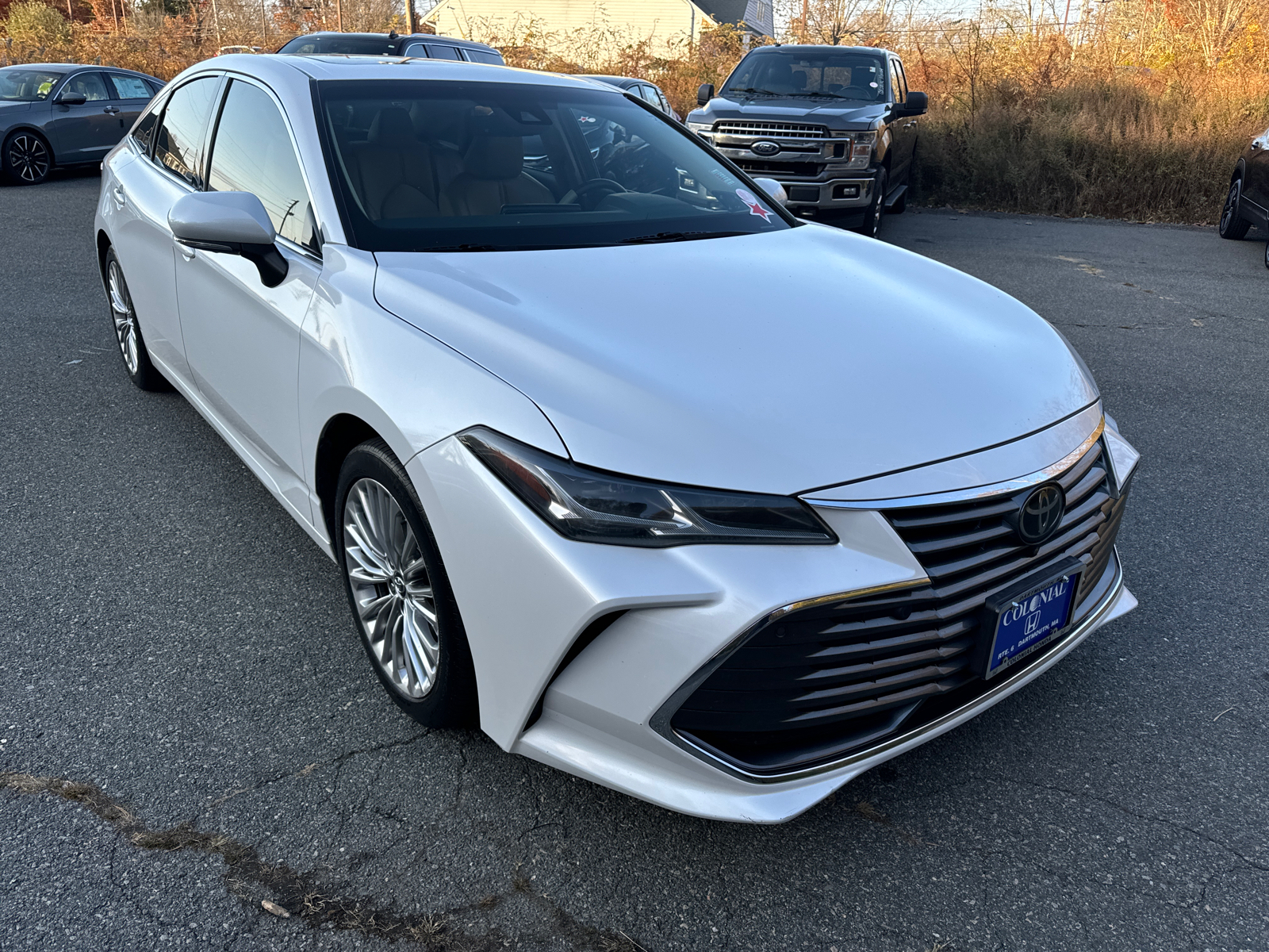 2019 Toyota Avalon Limited 8