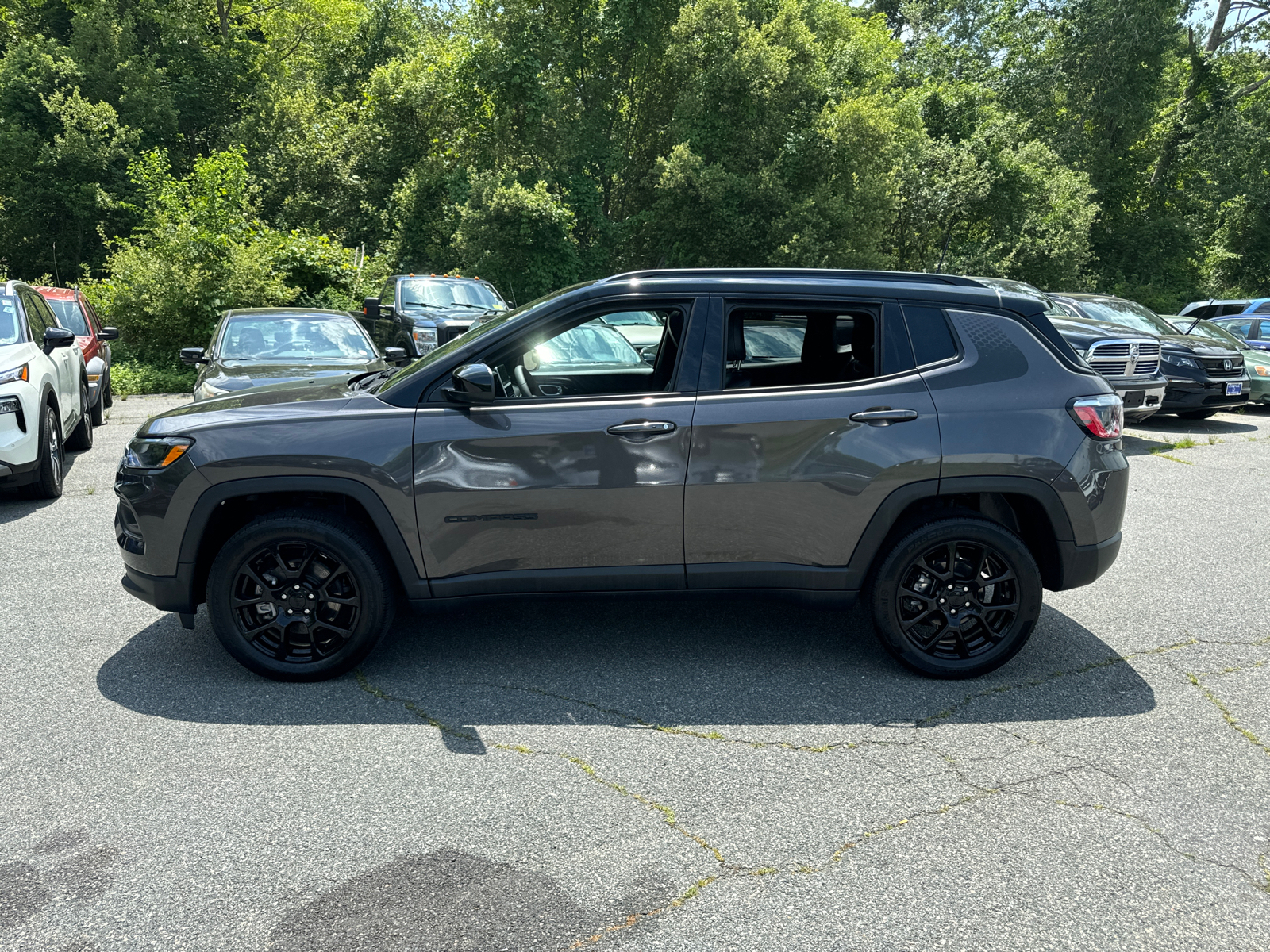 2022 Jeep Compass Altitude 3