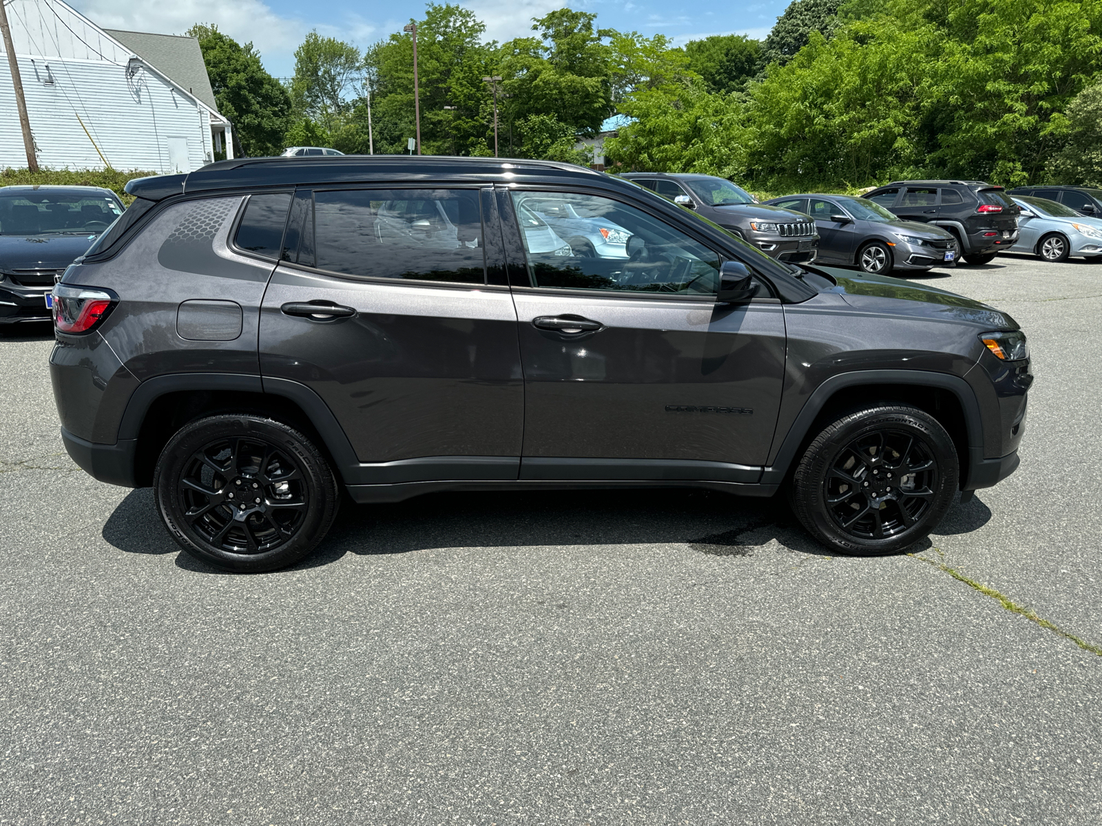 2022 Jeep Compass Altitude 8