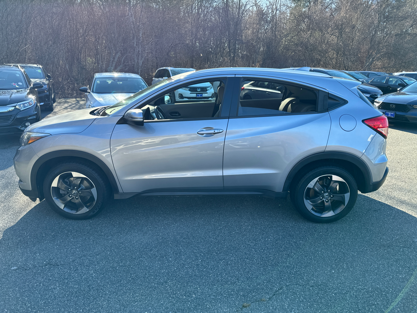 2018 Honda HR-V EX-L Navi 3