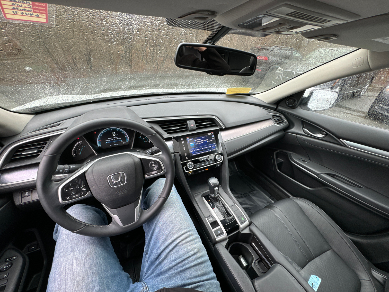 2018 Honda Civic EX-L 29