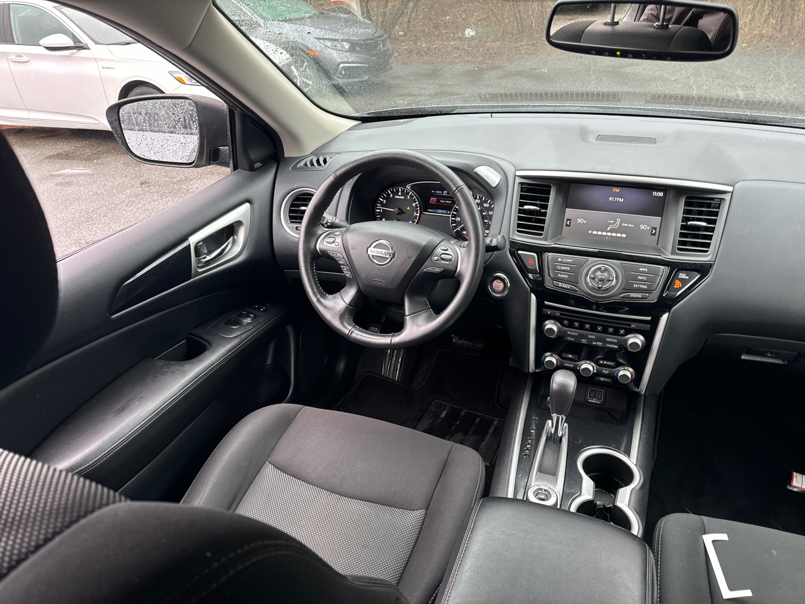 2020 Nissan Pathfinder SV 35