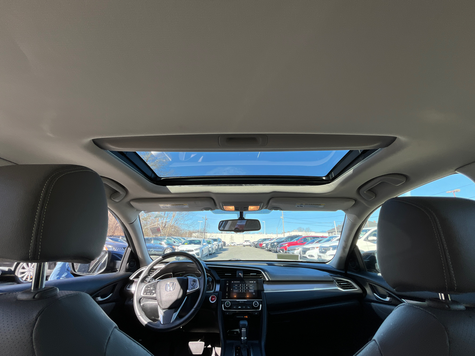 2018 Honda Civic EX-L 31