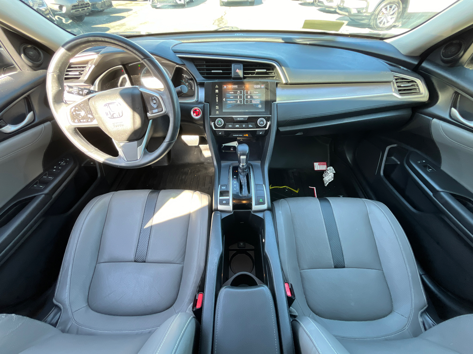 2018 Honda Civic EX-L 33