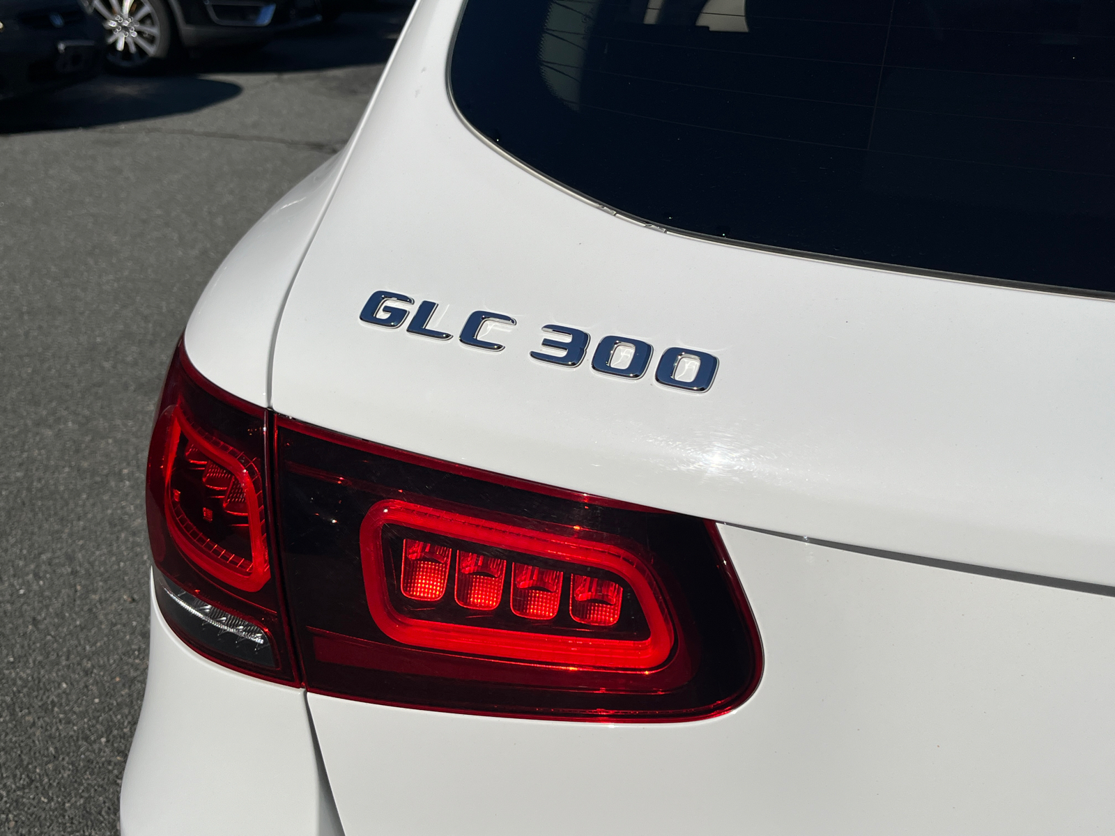 2021 Mercedes-Benz GLC GLC 300 9