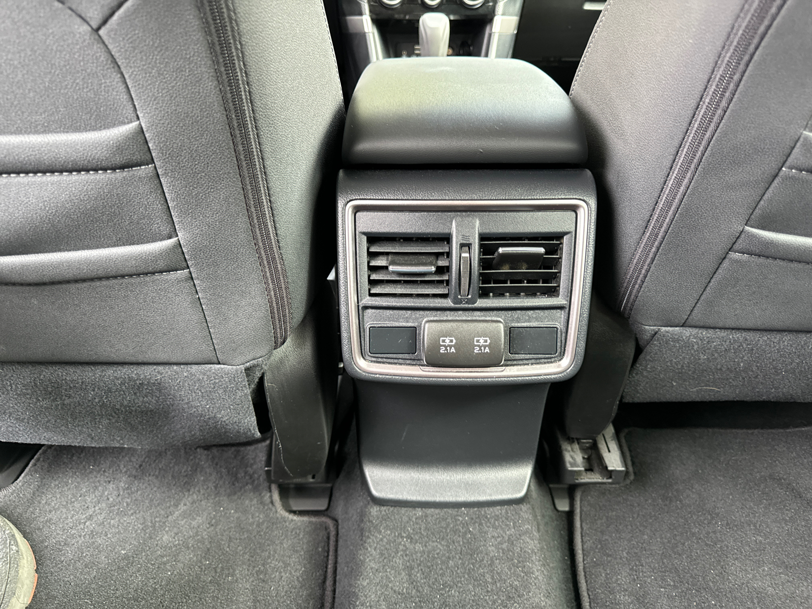 2019 Subaru Forester Premium 34