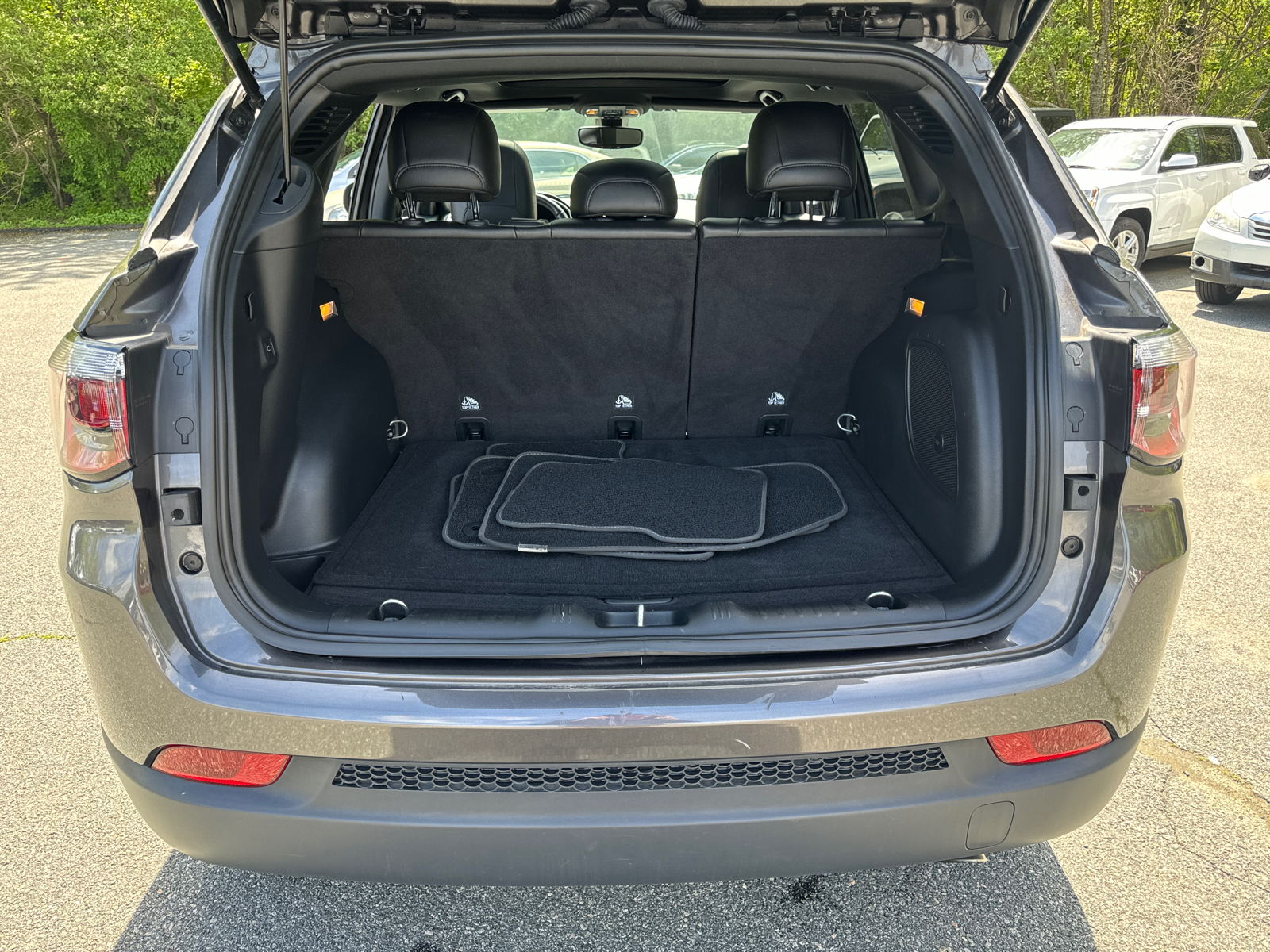 2021 Jeep Compass 80th Anniversary 38