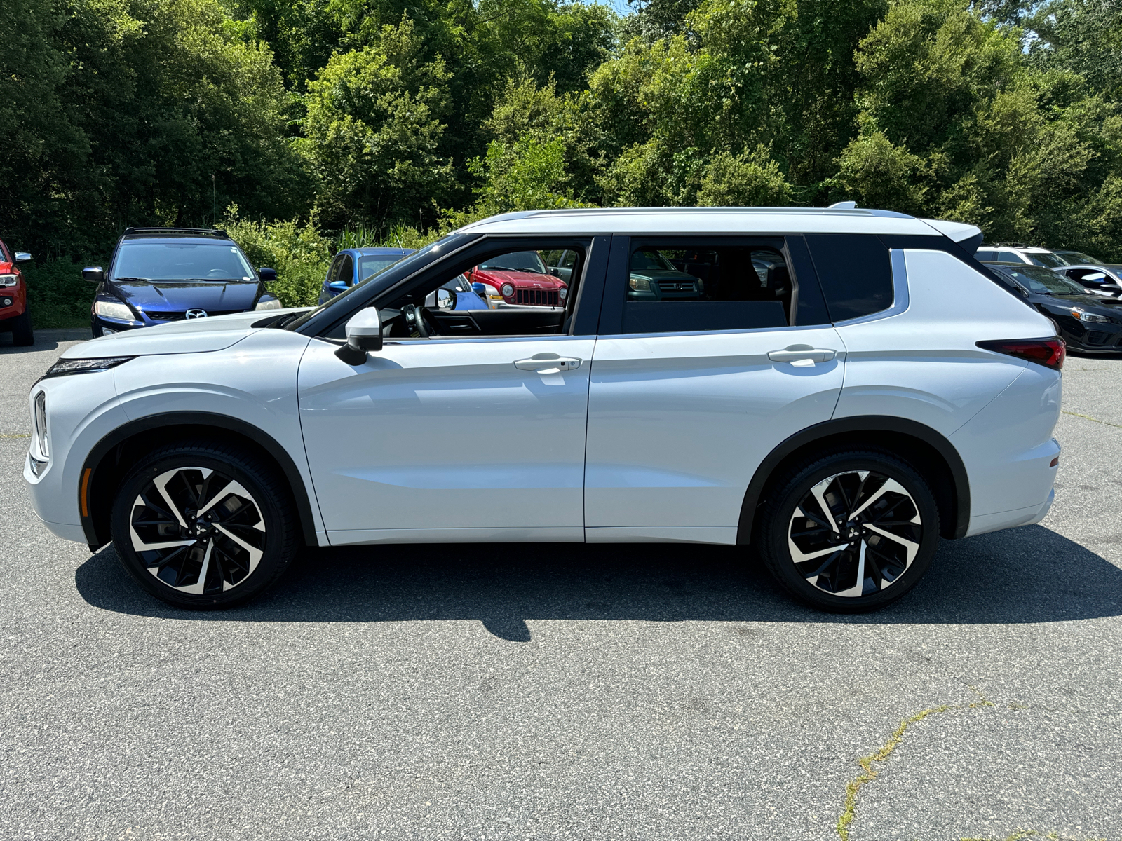 2022 Mitsubishi Outlander SEL 3