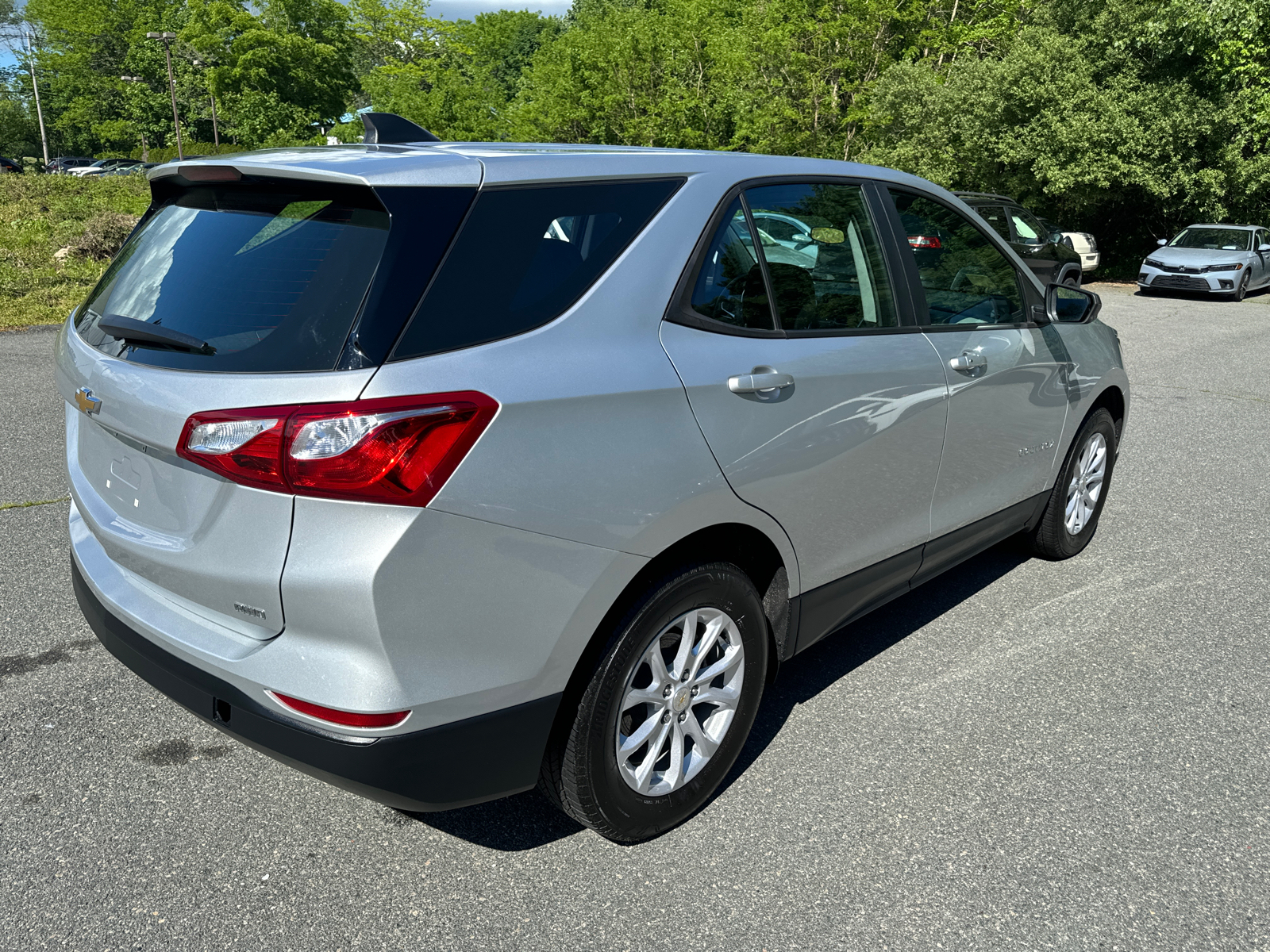 2021 Chevrolet Equinox LS 6