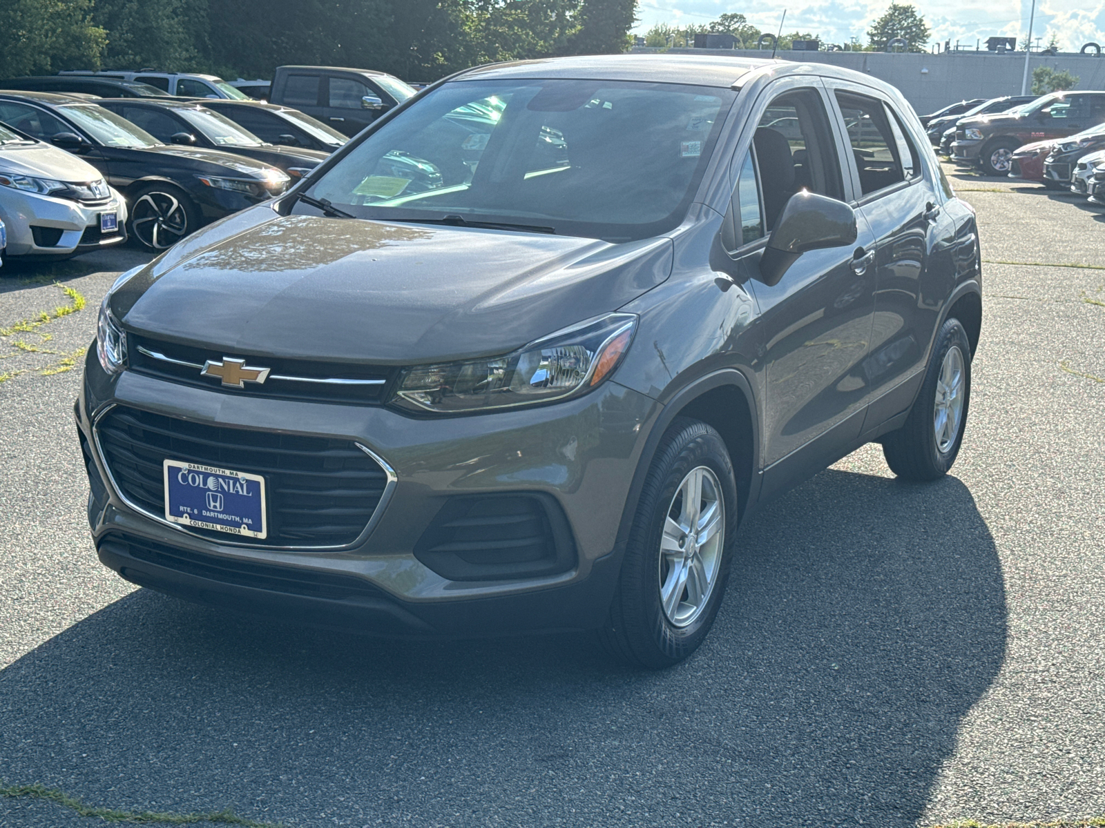 2022 Chevrolet Trax LS 1