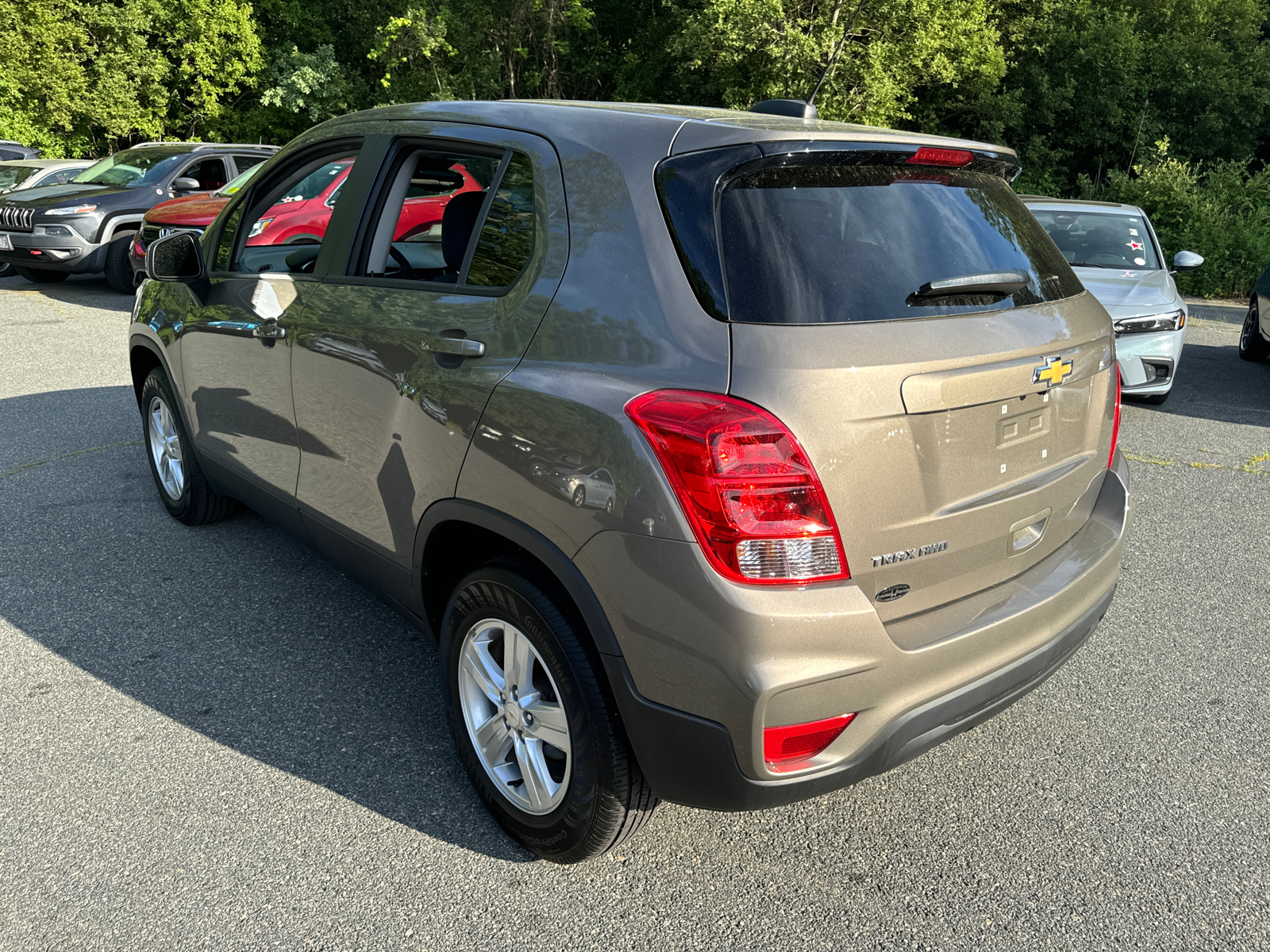 2022 Chevrolet Trax LS 4