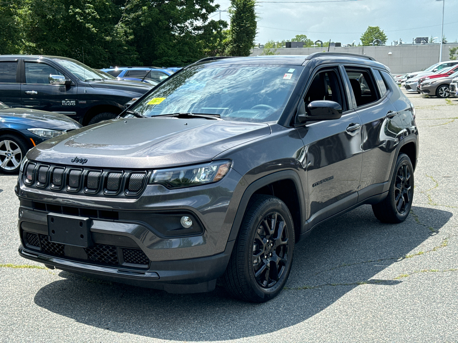 2022 Jeep Compass Altitude 1