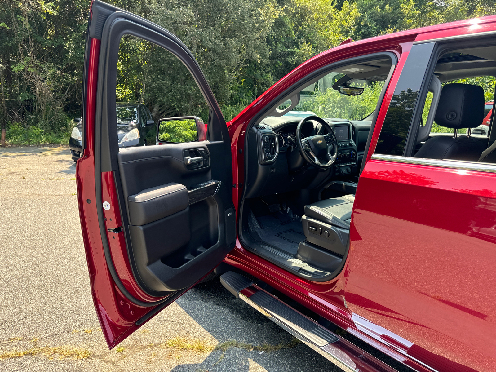 2019 Chevrolet Silverado 1500 LTZ 4WD Crew Cab 147 11