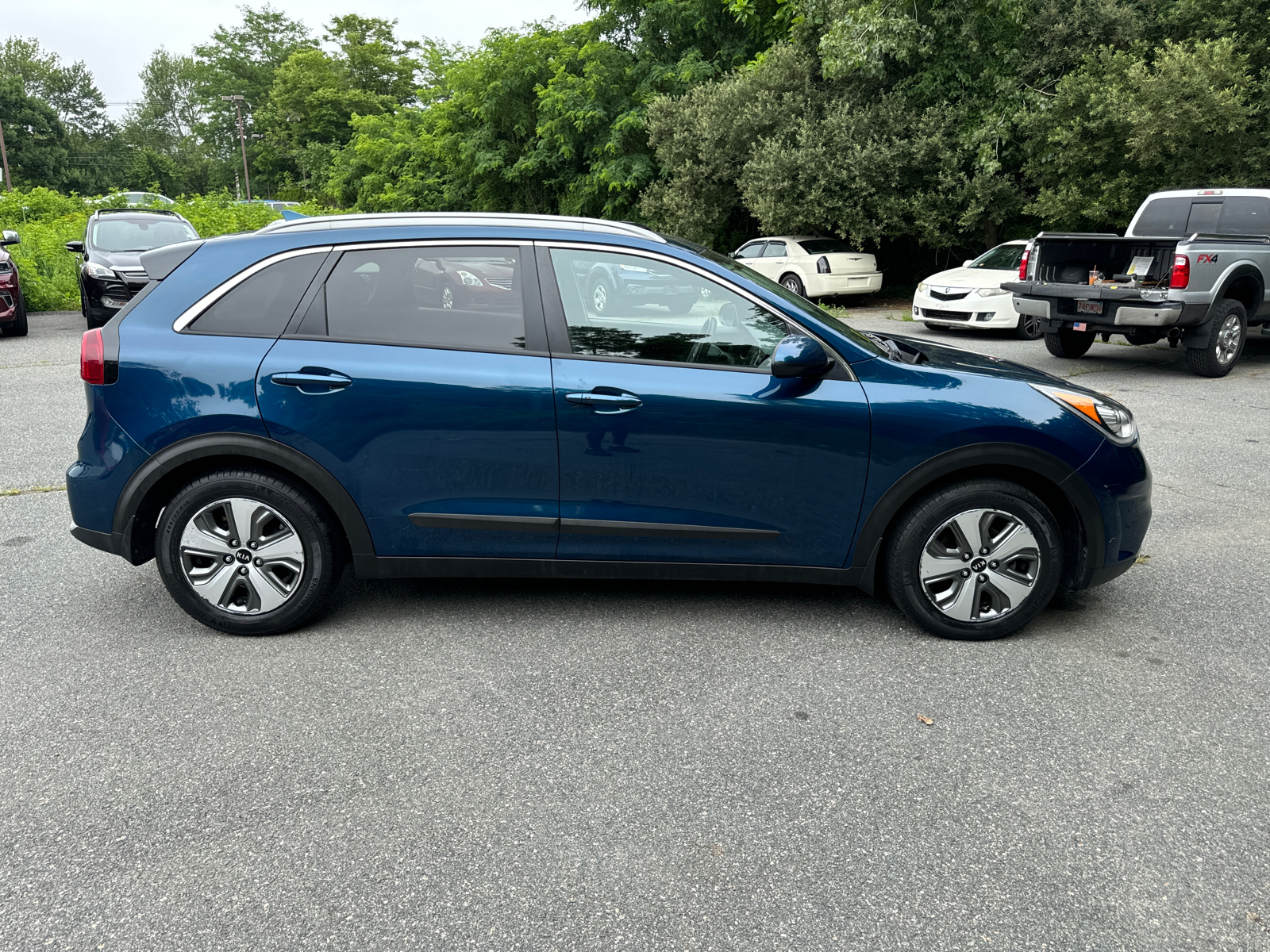 2019 Kia Niro LX 7