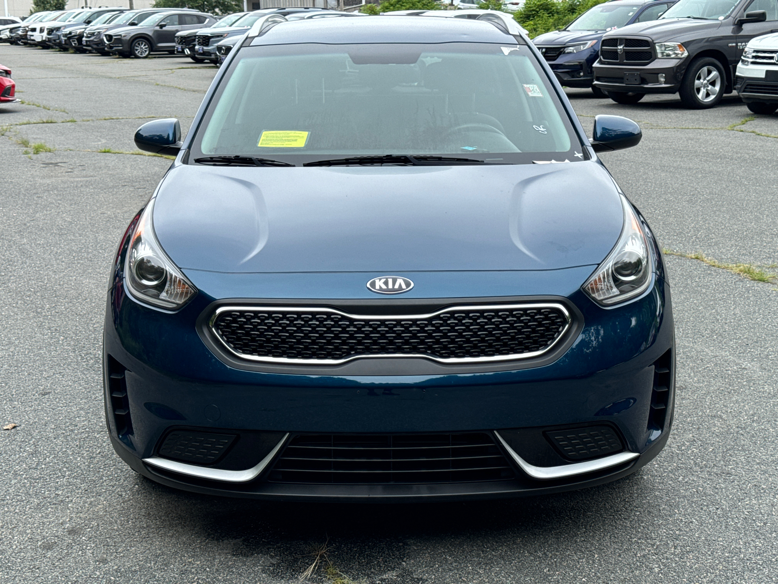 2019 Kia Niro LX 38