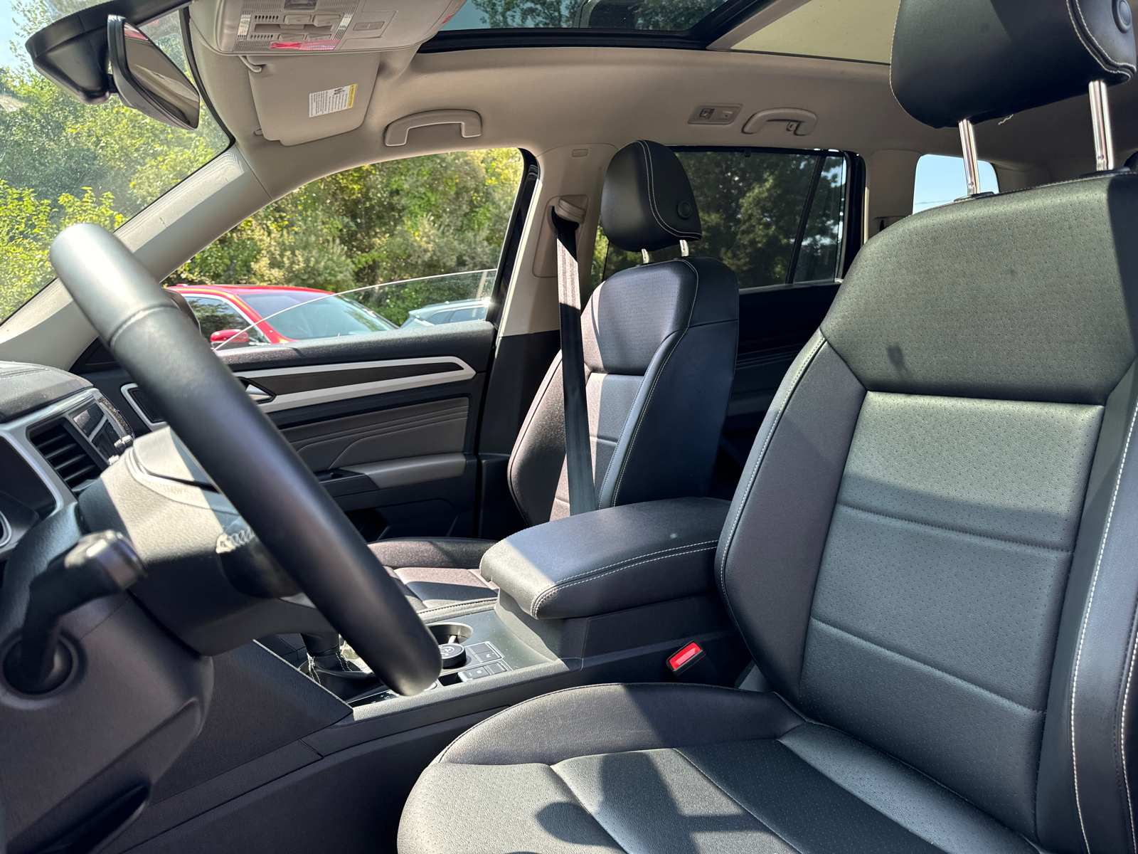 2021 Volkswagen Atlas 3.6L V6 SE w/Technology 13