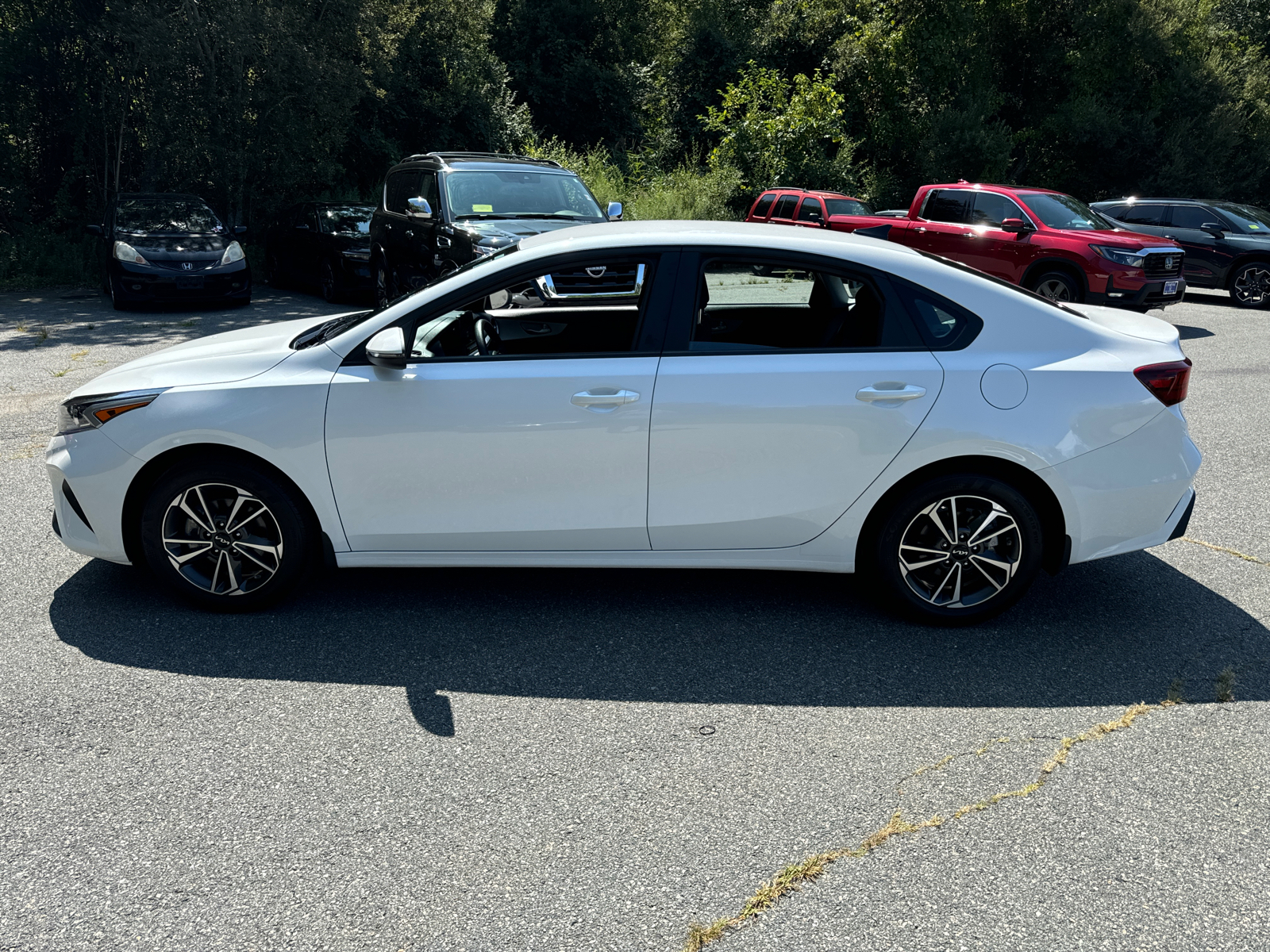 2023 Kia Forte LXS 3