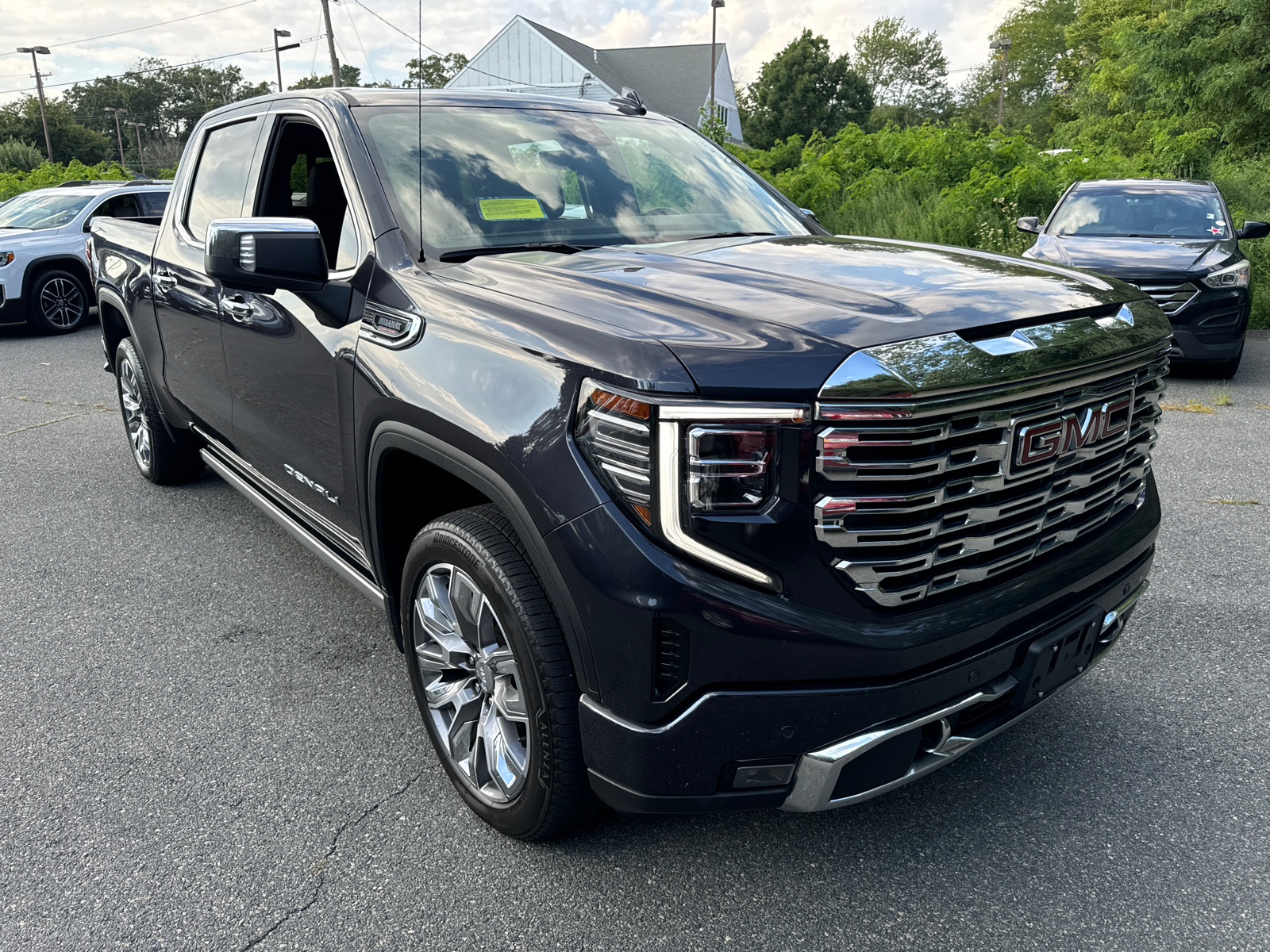 2023 GMC Sierra 1500 Denali 4WD Crew Cab 147 8