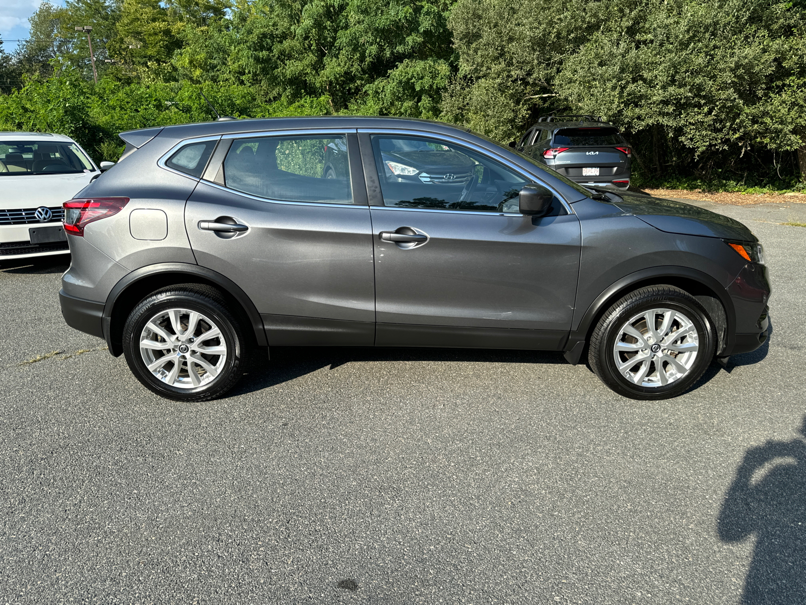 2021 Nissan Rogue Sport S 7