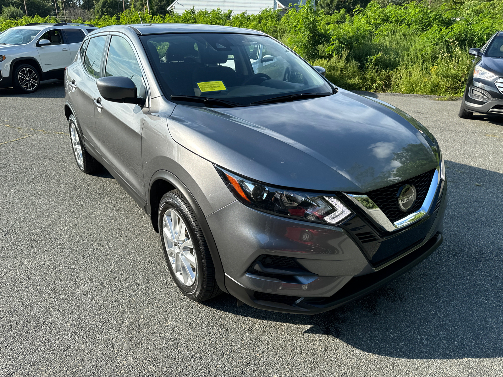 2021 Nissan Rogue Sport S 8