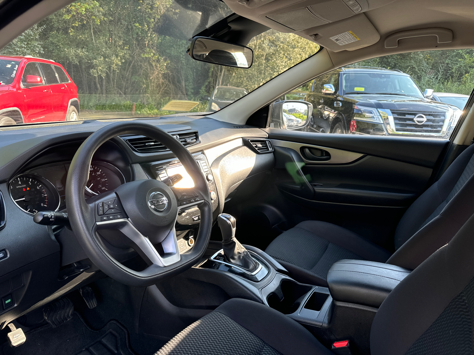 2021 Nissan Rogue Sport S 12