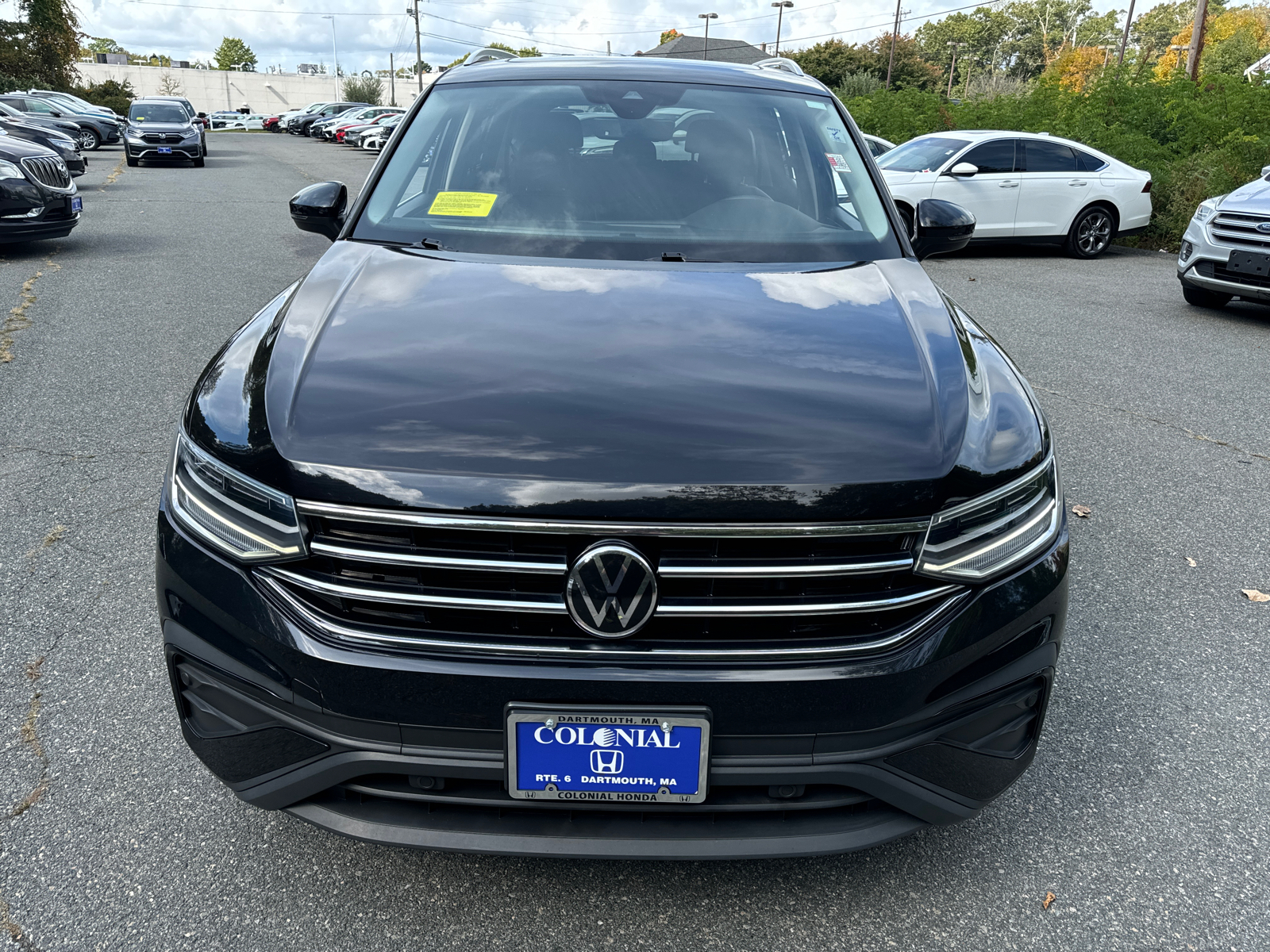 2022 Volkswagen Tiguan SE 9