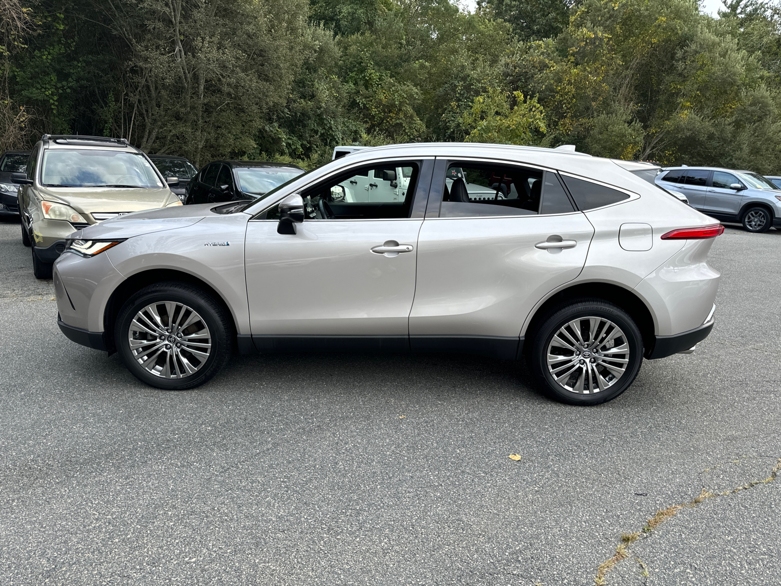 2021 Toyota Venza XLE 3