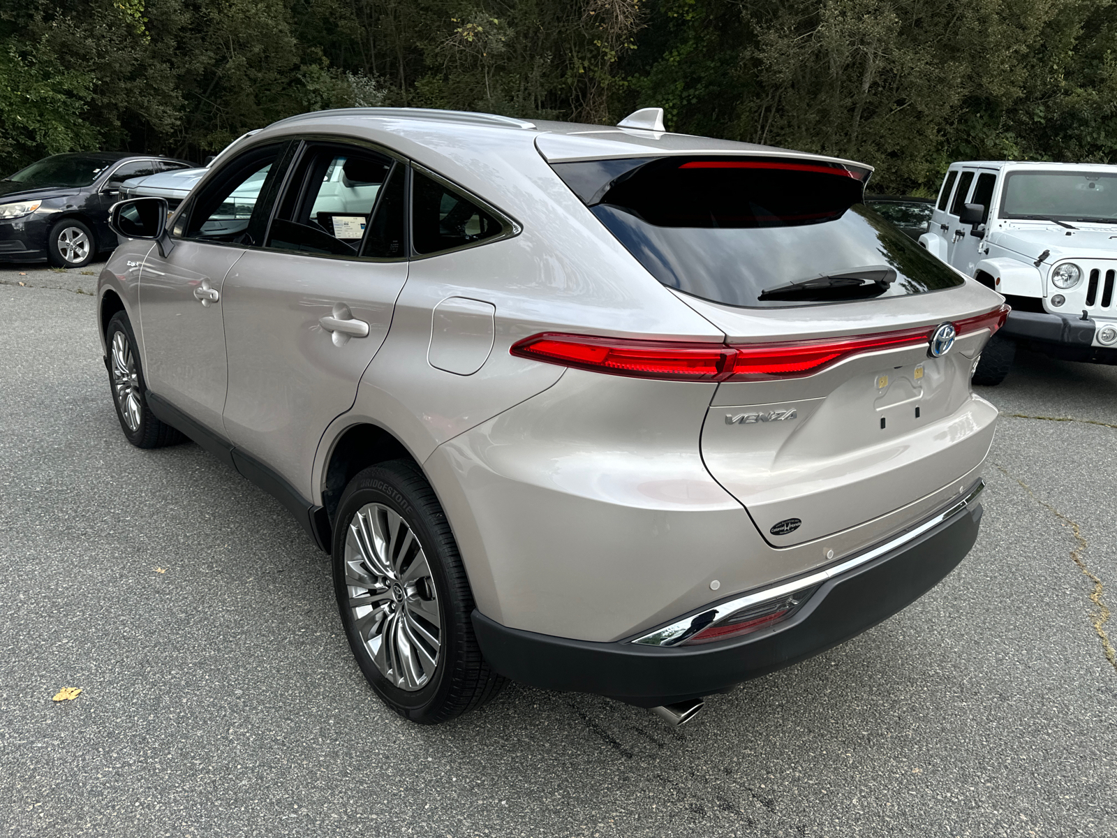 2021 Toyota Venza XLE 4