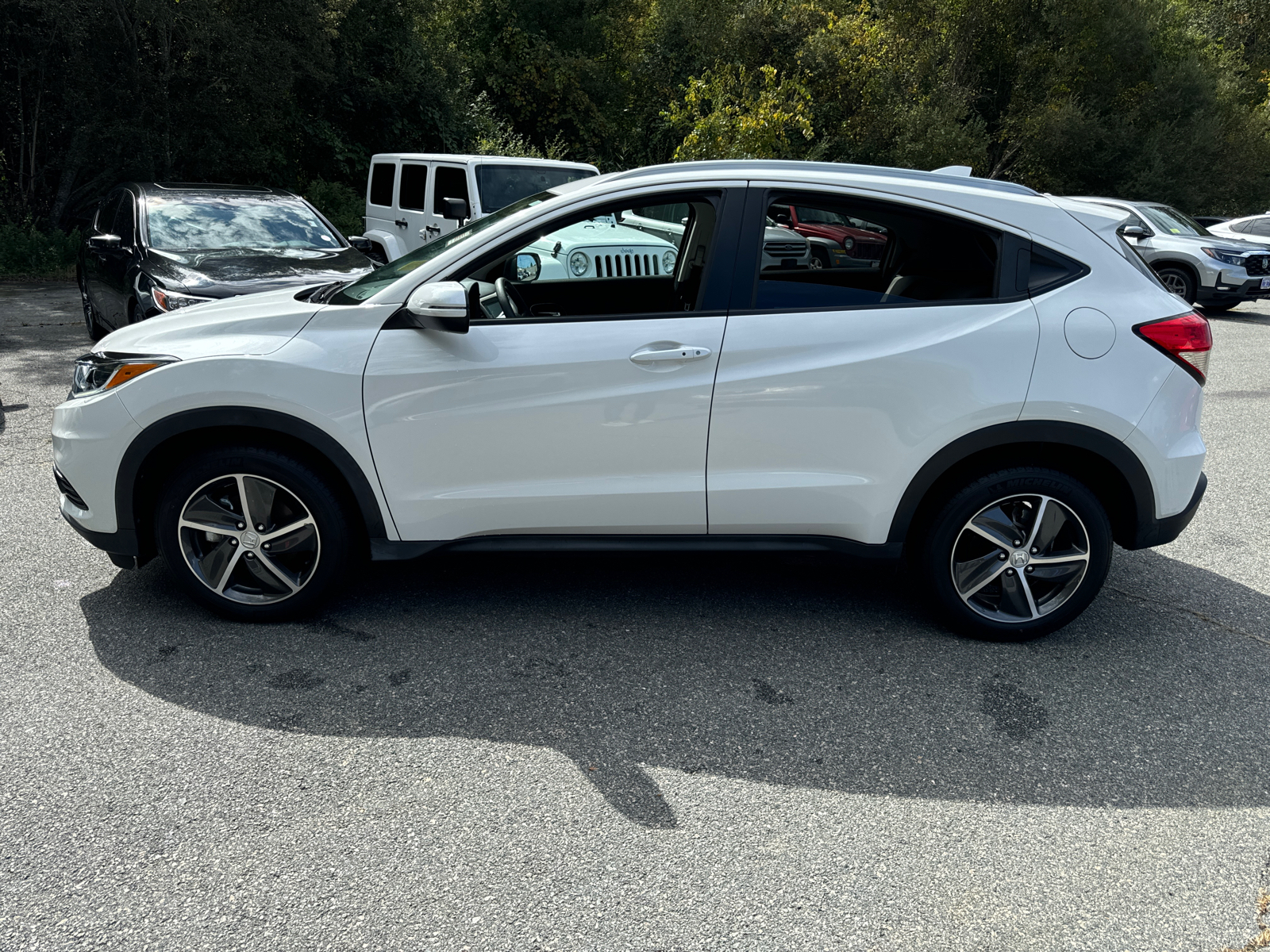 2022 Honda HR-V EX 3