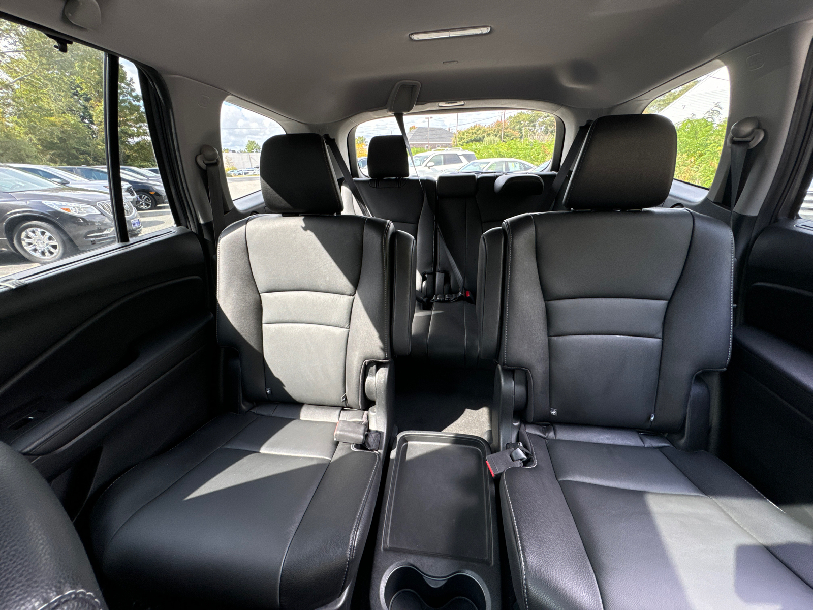 2021 Honda Pilot Touring 7-Passenger 30